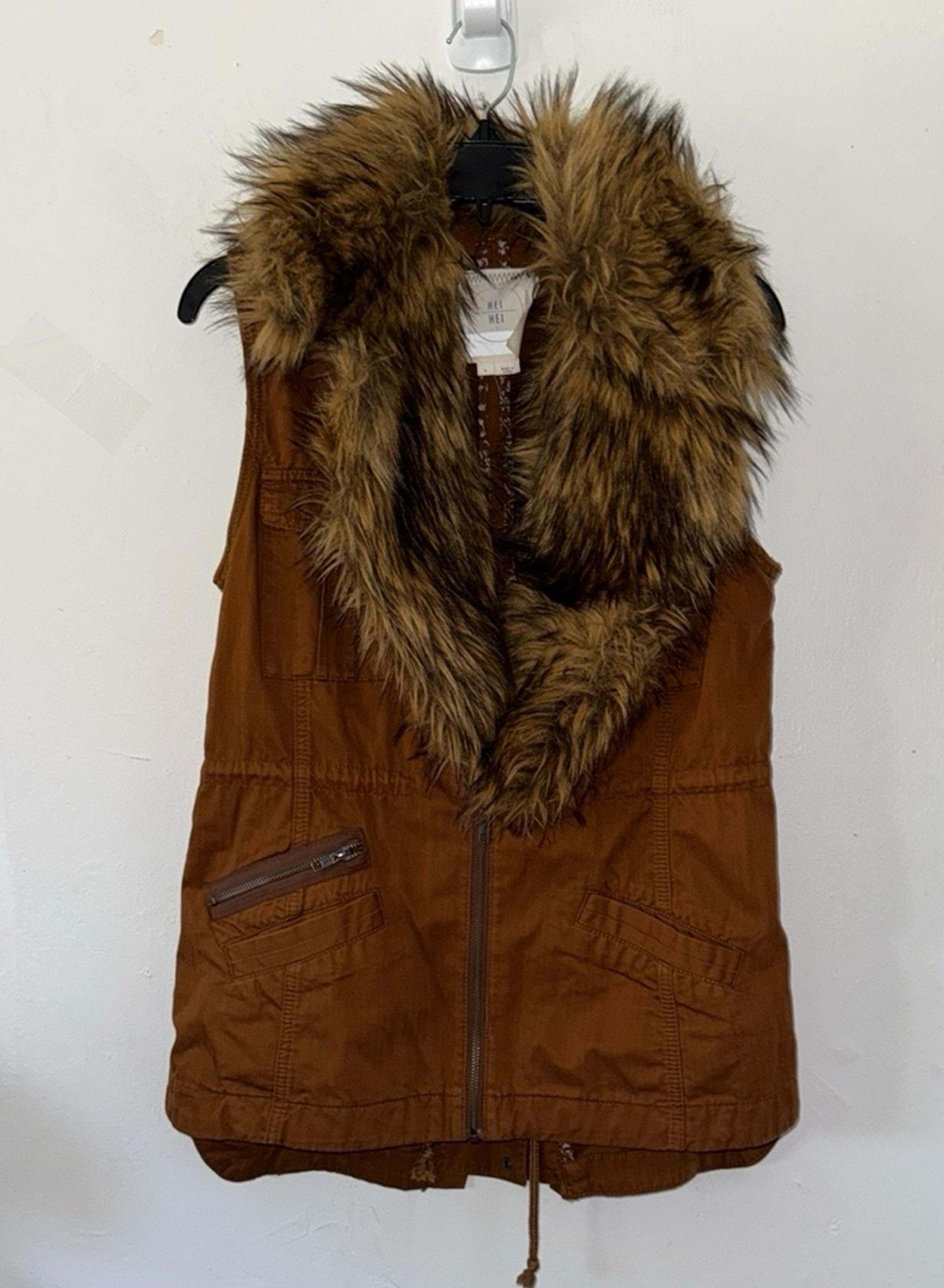 Hei Hei Anthropologie Women’s Cargo Vest Faux Fur Removable Collar Size S Brown.