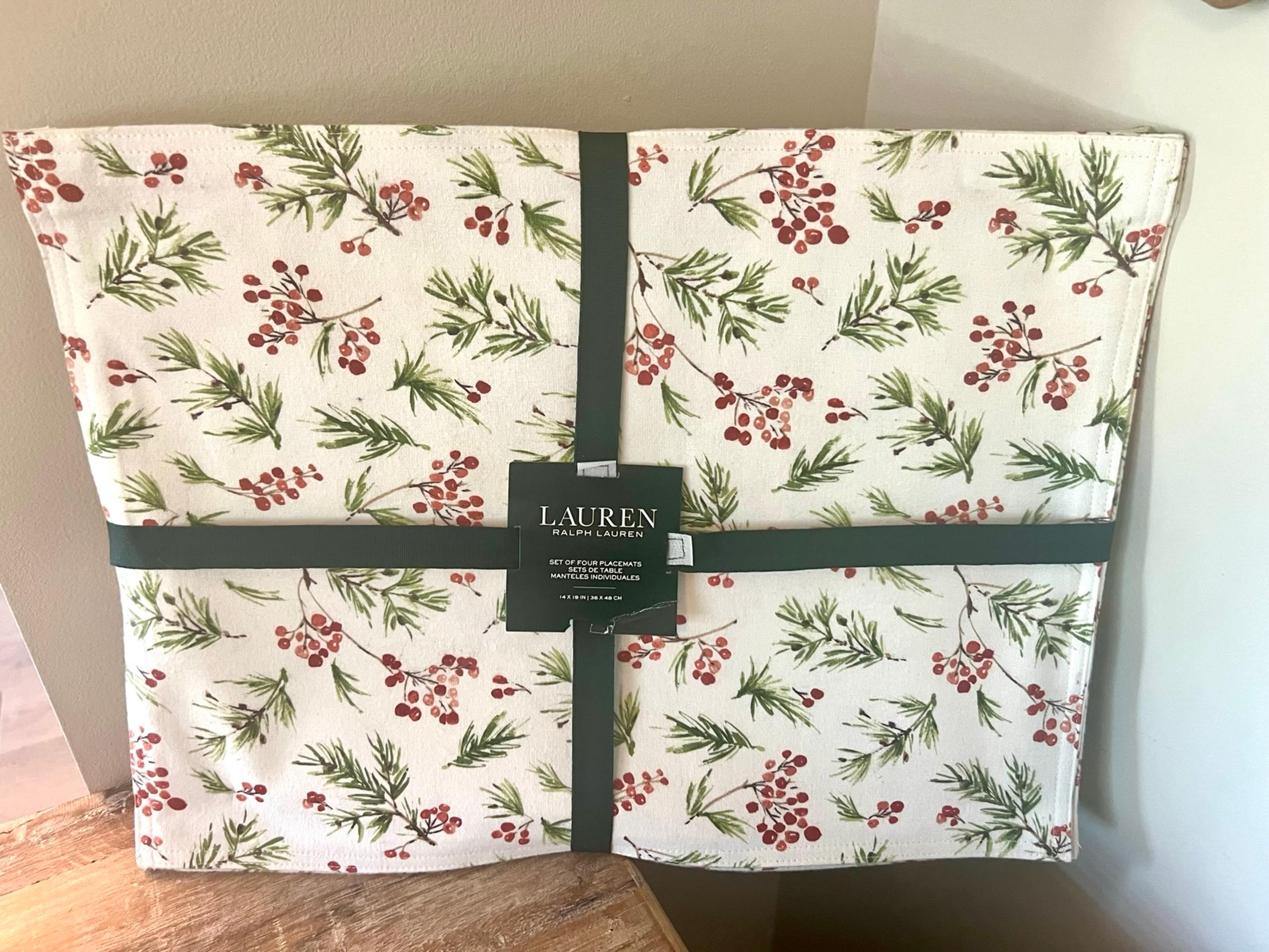 Set of FOUR 14 x 19" Red Berries Christmas Cotton Placemats NEW - Ralph Lauren