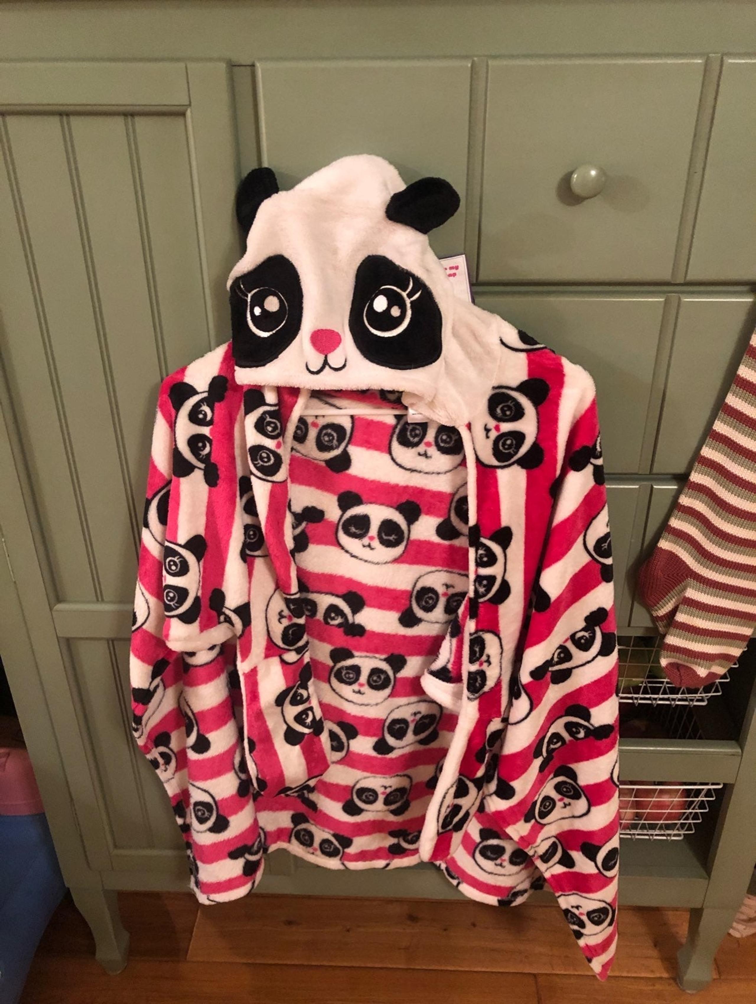Panda Hooded Wrap