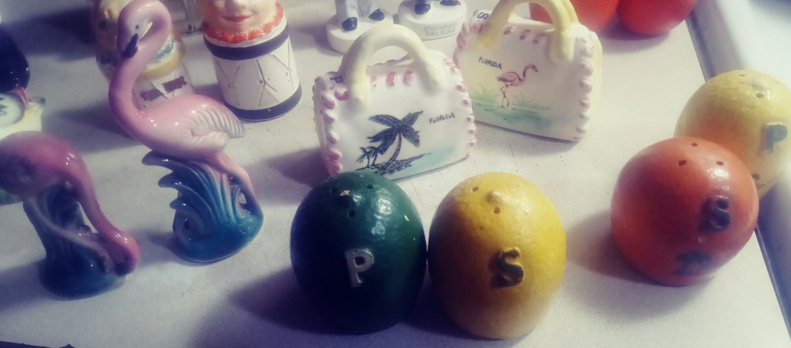 Lot of 10 vintage collectible salt & pep