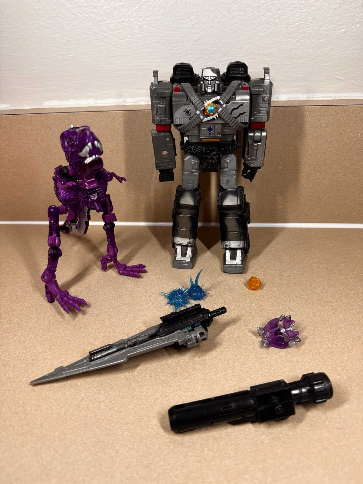 Transformers wfc Netflix spoiler pack megatron