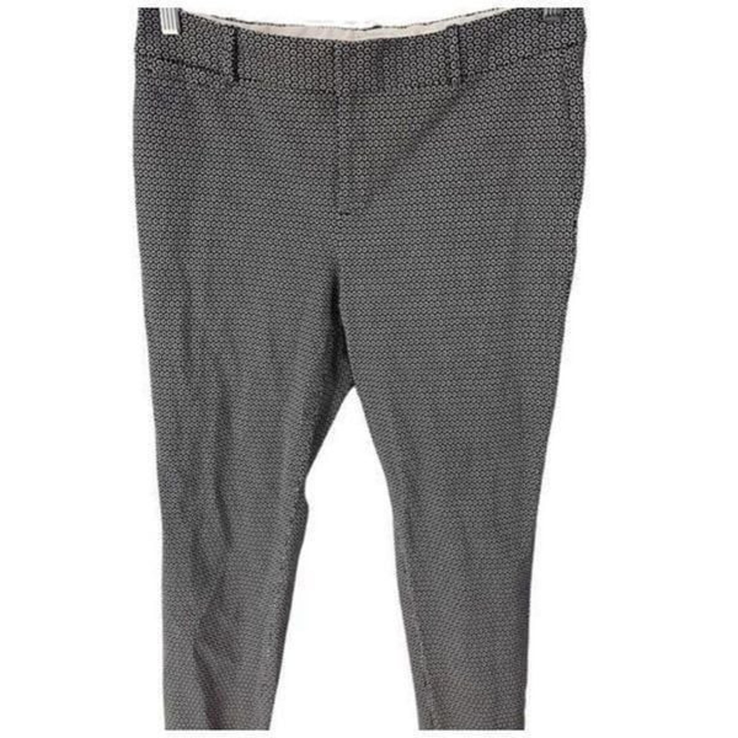 Crown & Ivy Flat front cropped pants. Geometric pattern. Size 12. 24" length