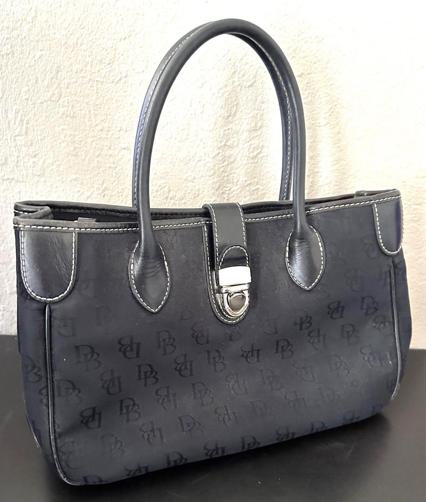Dooney and Bourke Black Handbag