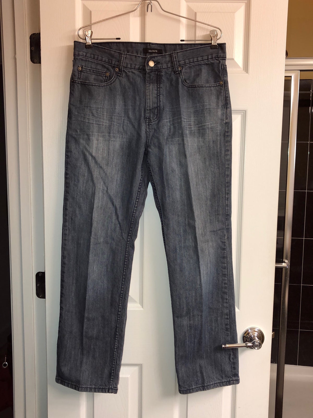 on sale stone “30 x 32” jeans ALFANI wash leg straight Men on sale stone “30 x 32” jeans ALFANI wash leg straight Men