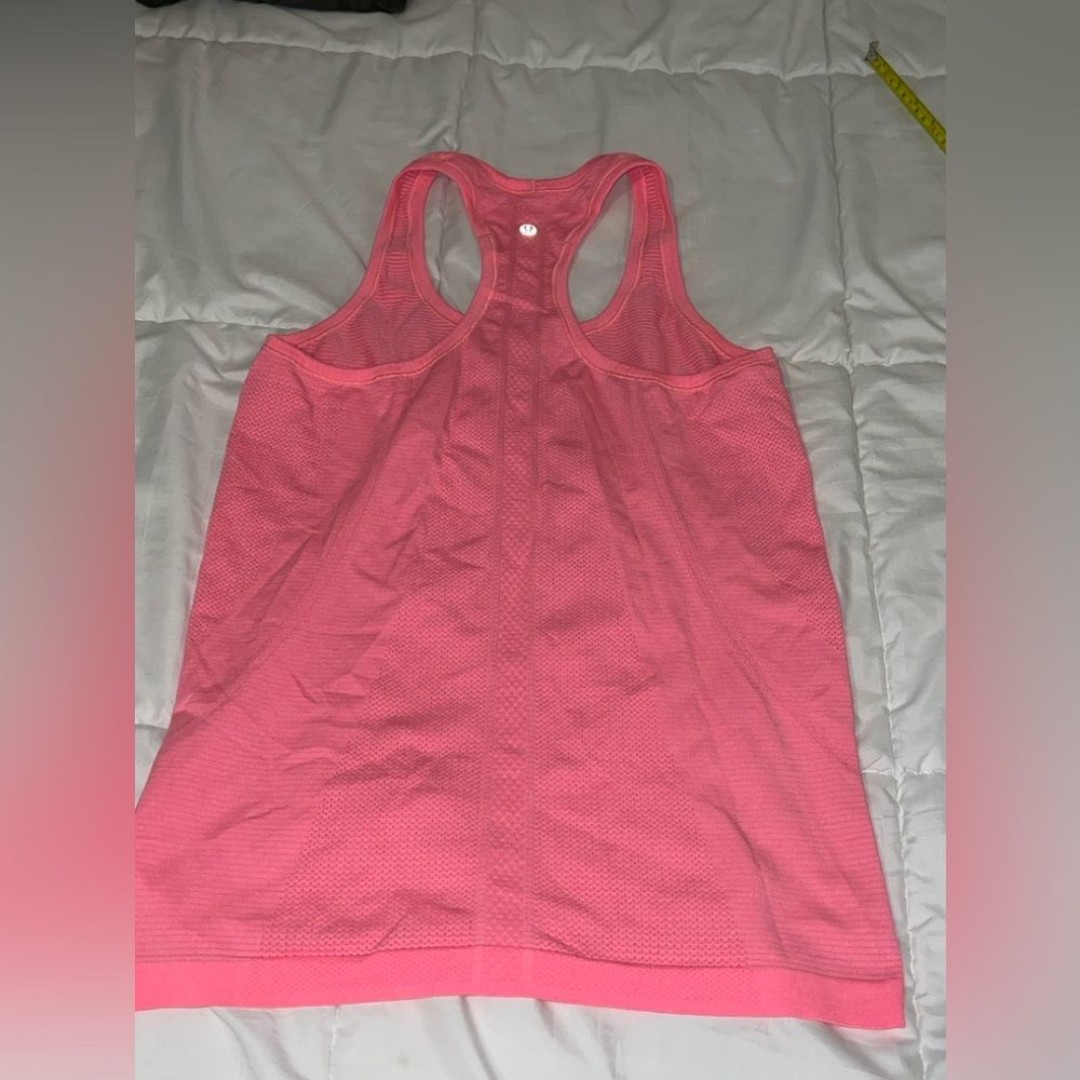 Pink lululemon swiftly tech tank size 8