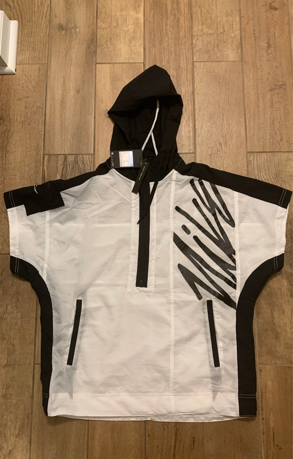 Nike Men's Short Sleeve Hoodie 85