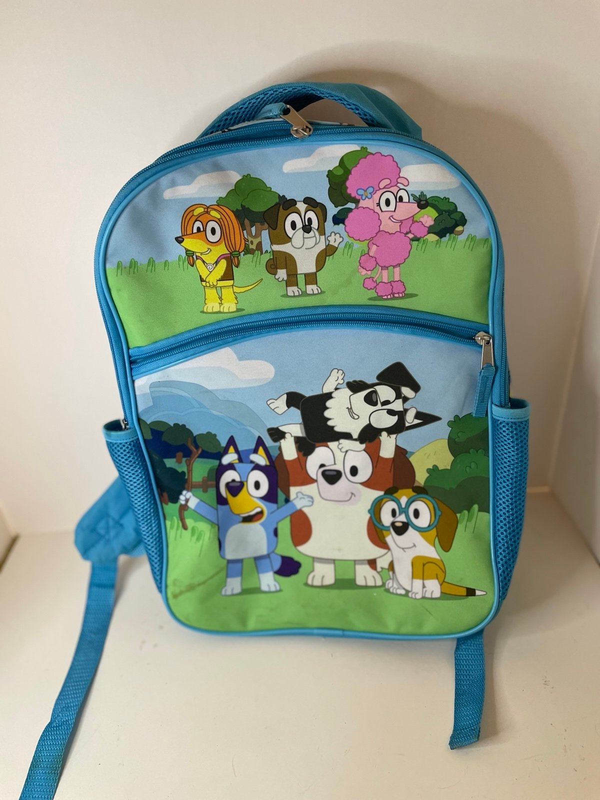 Bluey Backpack. 17 x 13” has 7 characters on front. Free shipping.