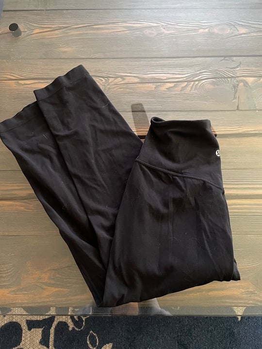 Lululemon Athletica Black align super high 23”