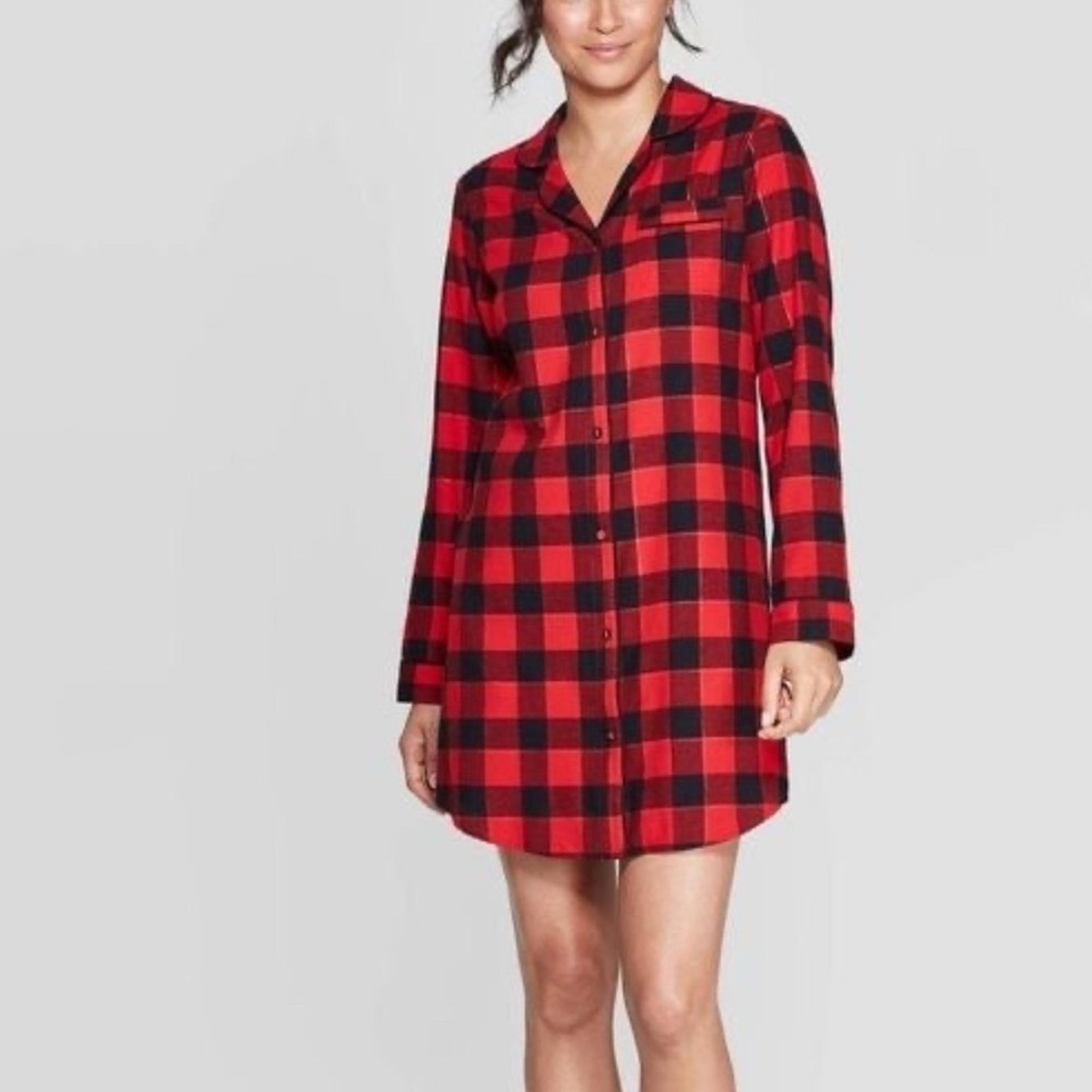 STARS ABOVE Women’s Red Plaid Flannel Button Front Long Sleeve Sleep Shirt