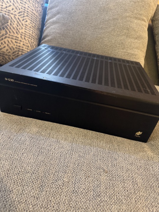 Niles SI-1230 12-Channel Power Amplifier 30w per Channel