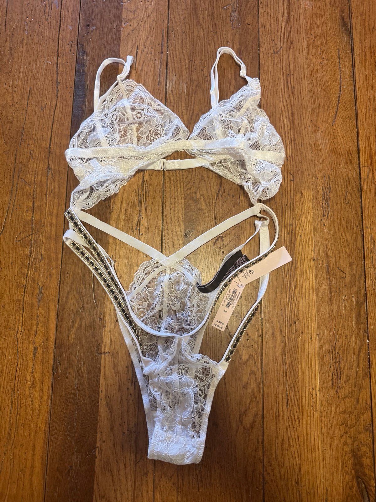 Nwt!! Victoria secret lingerie size small-sexy-white!