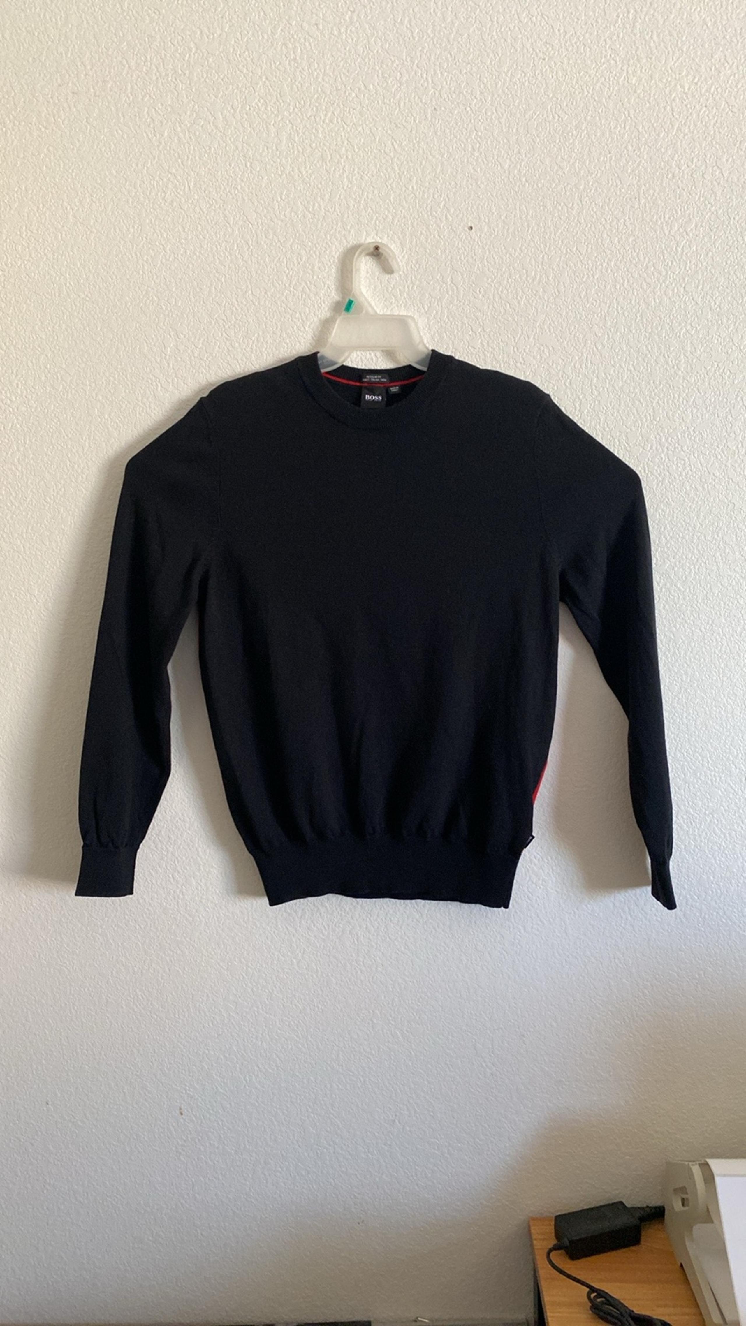 Hugo Boss Men's Black and Red Sweater Size L