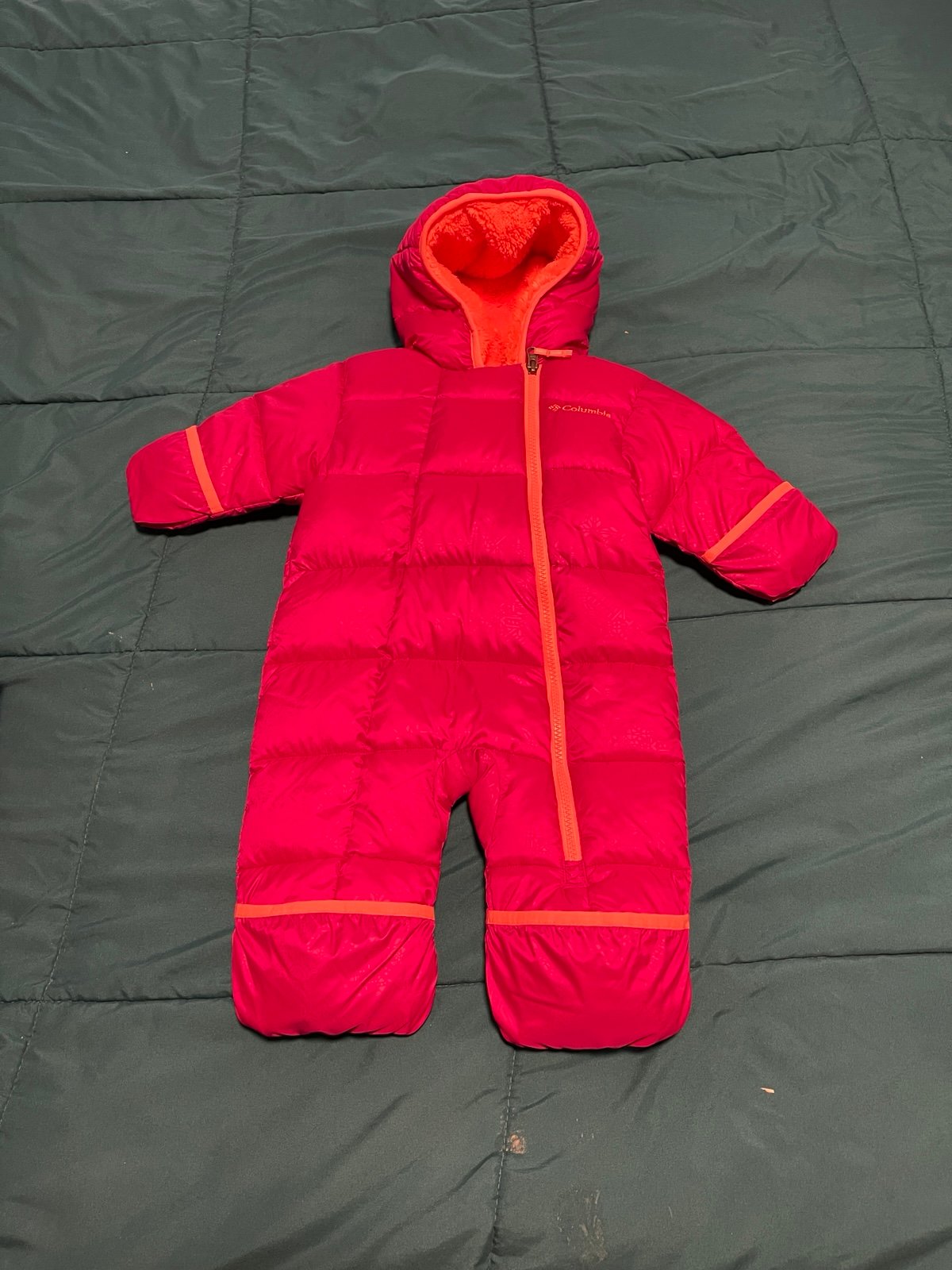 Baby Columbia snowsuit 3-6 months