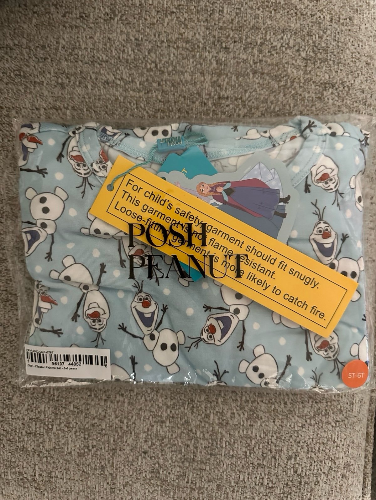 Posh Peanut OLAF 5/6 pj set