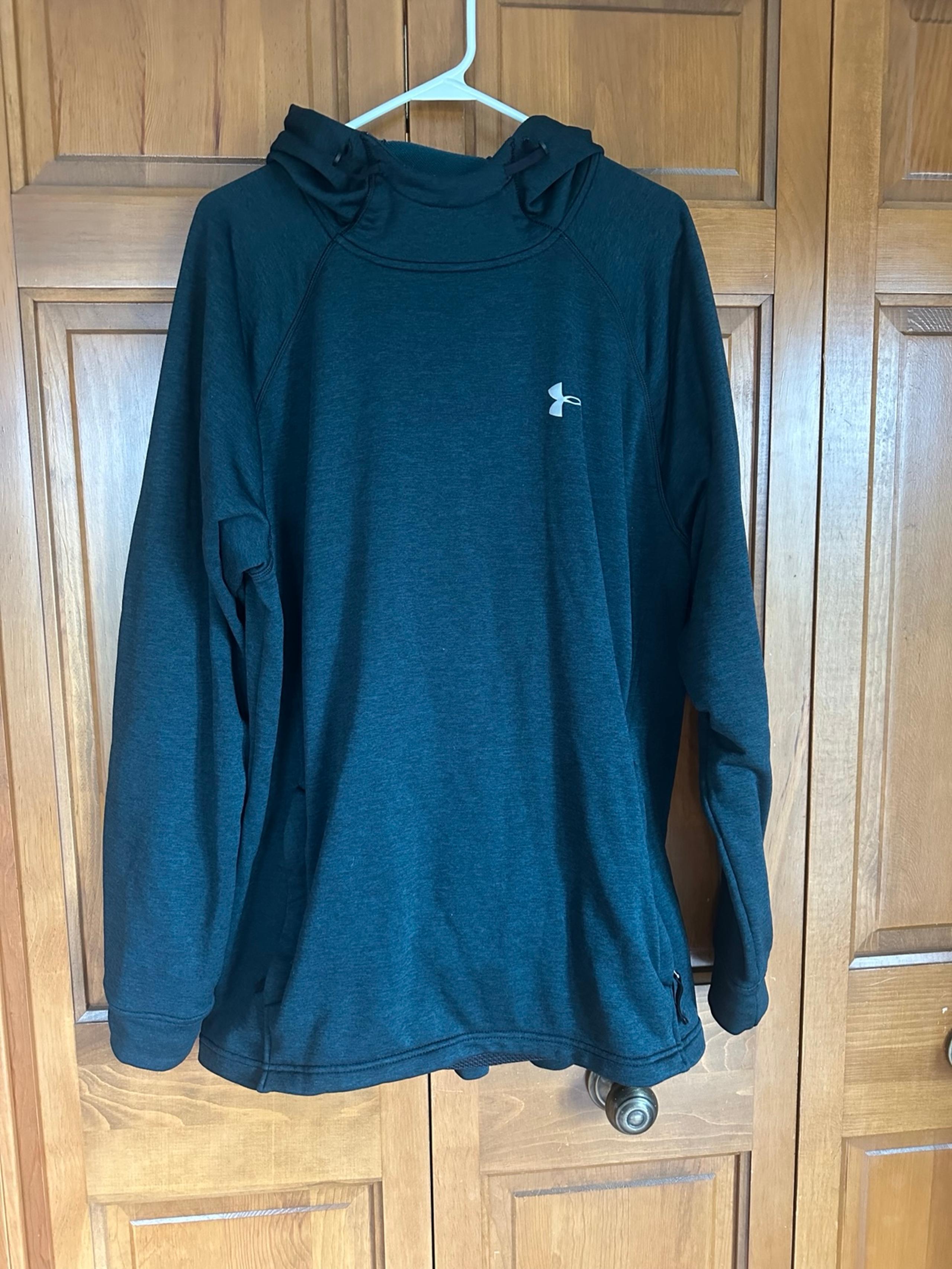 Men’s Under Armour cold gear green hoodie.  XXL.  Good condition.