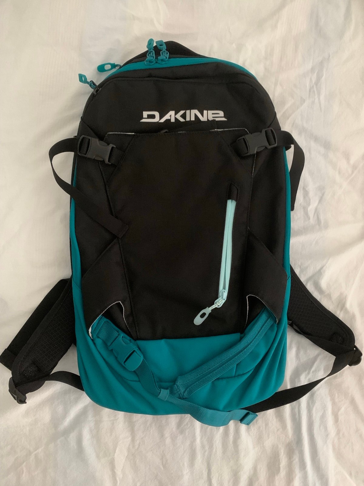 Dakine - Women’s Heli Backpack 12L
