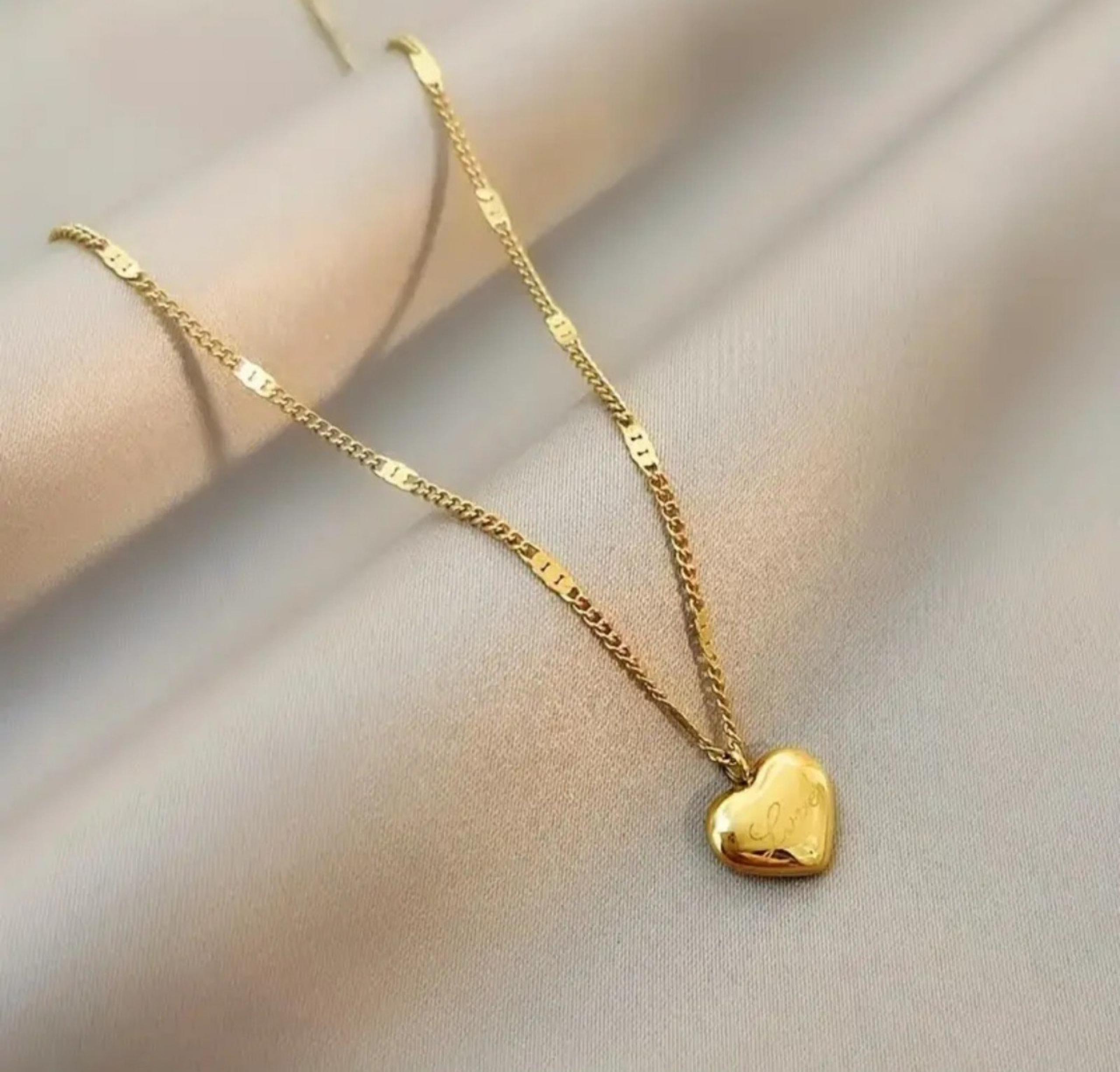 Fashion Clavicle Heart temperament stainless steel Simple gold plated fashion pe