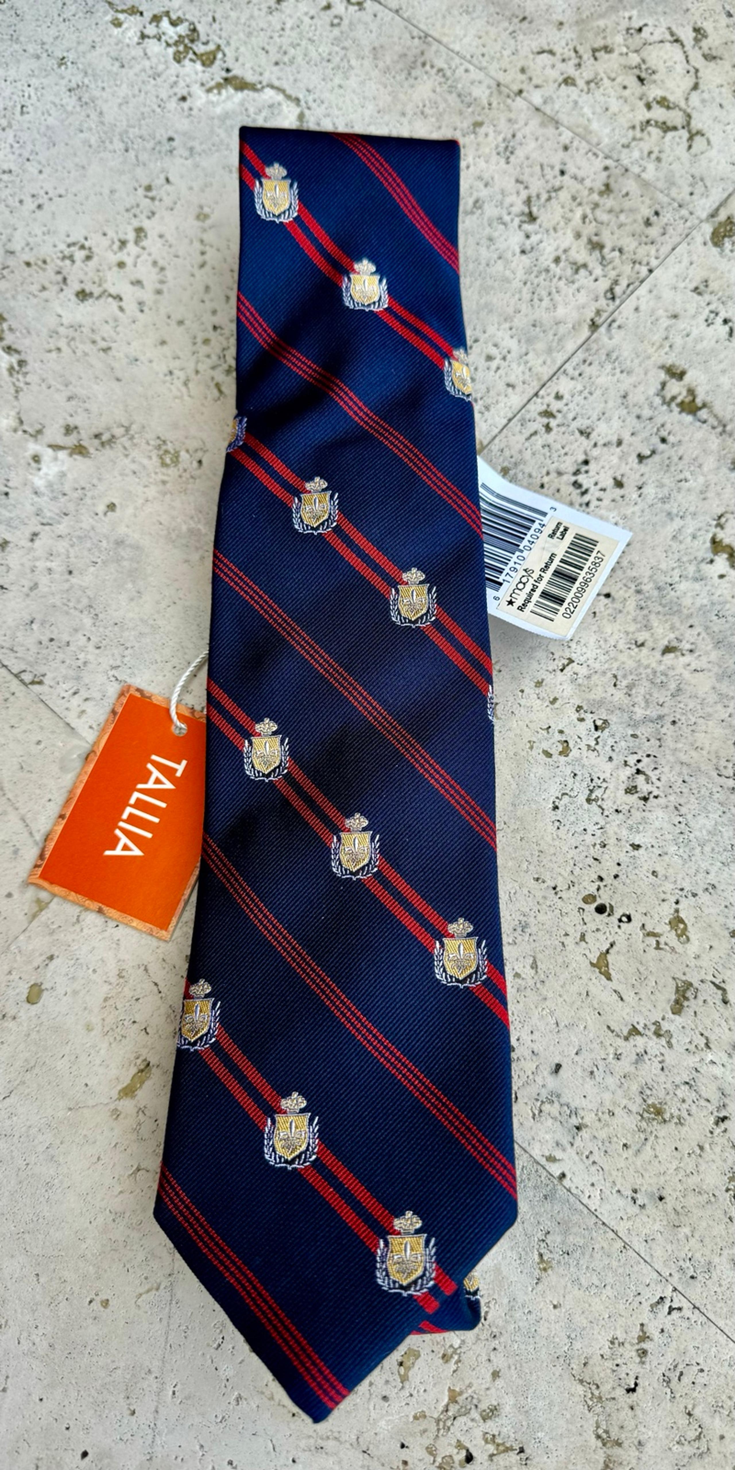 TALLIA Men’s Tie NEW Navy/Red Gold Accents 3” Wide