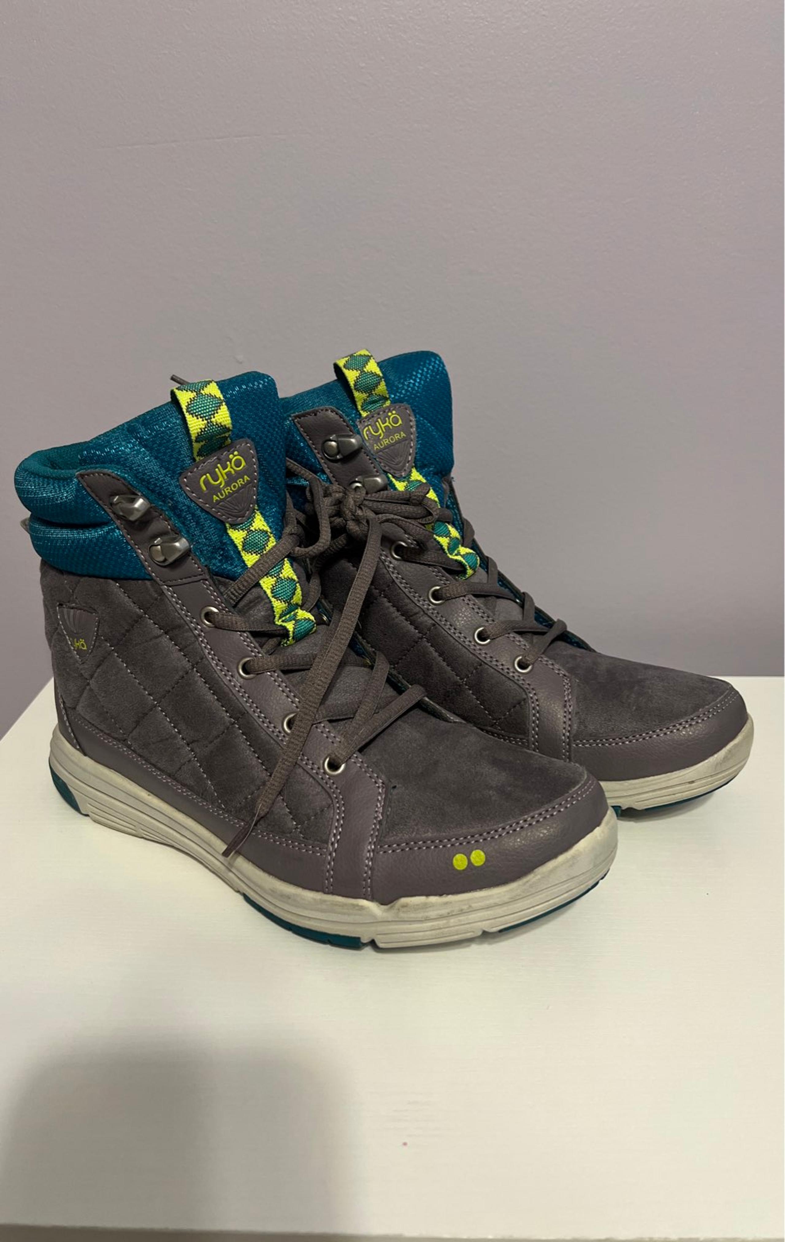 Ryka Aurora Ankle Boot Sneaker Women 8W