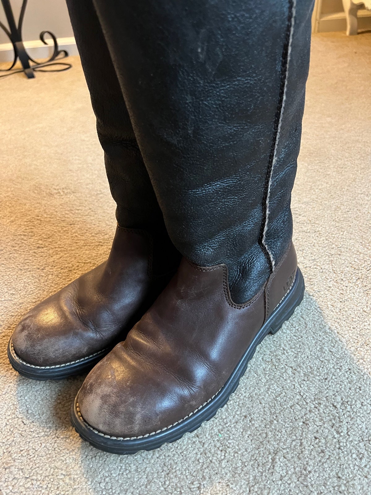 Ugg Australia Brooks Brown Boots - size 8