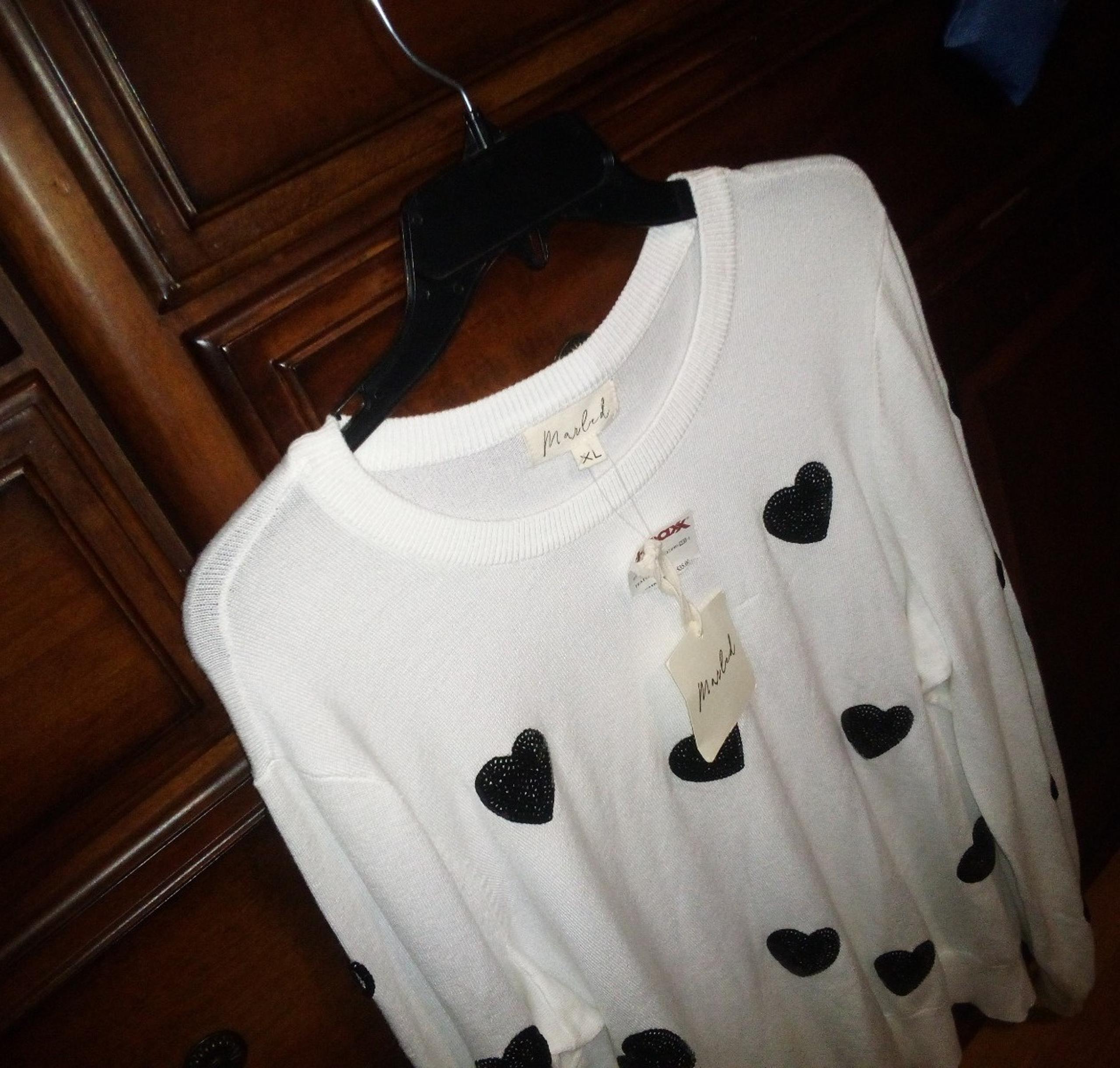 Adorable Sweater For The One Whom Loves Much!! New with tags!!!!!