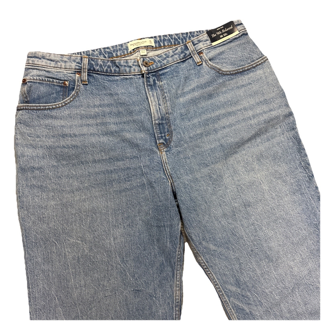 NWT Abercrombie & Fitch Jeans Womens 36/22s The 90S Relaxed High-Rise Wide Leg