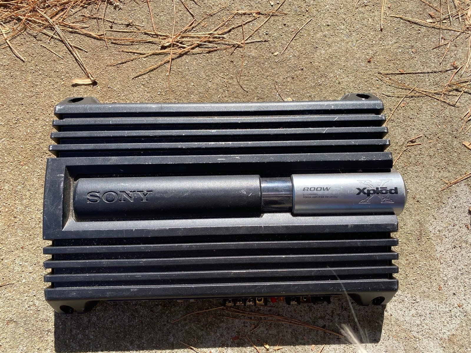 Sony Xplod 800W Amp