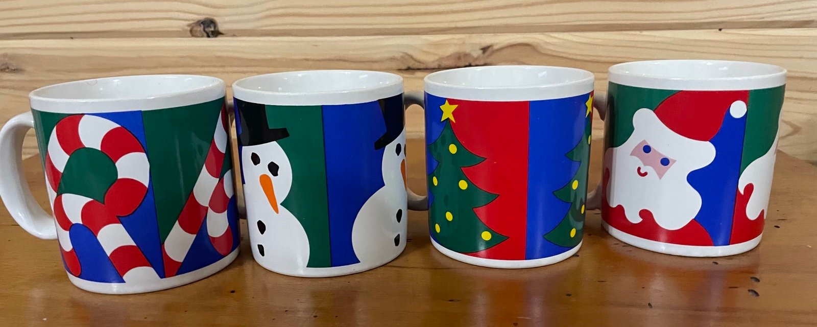 Set of four mugs