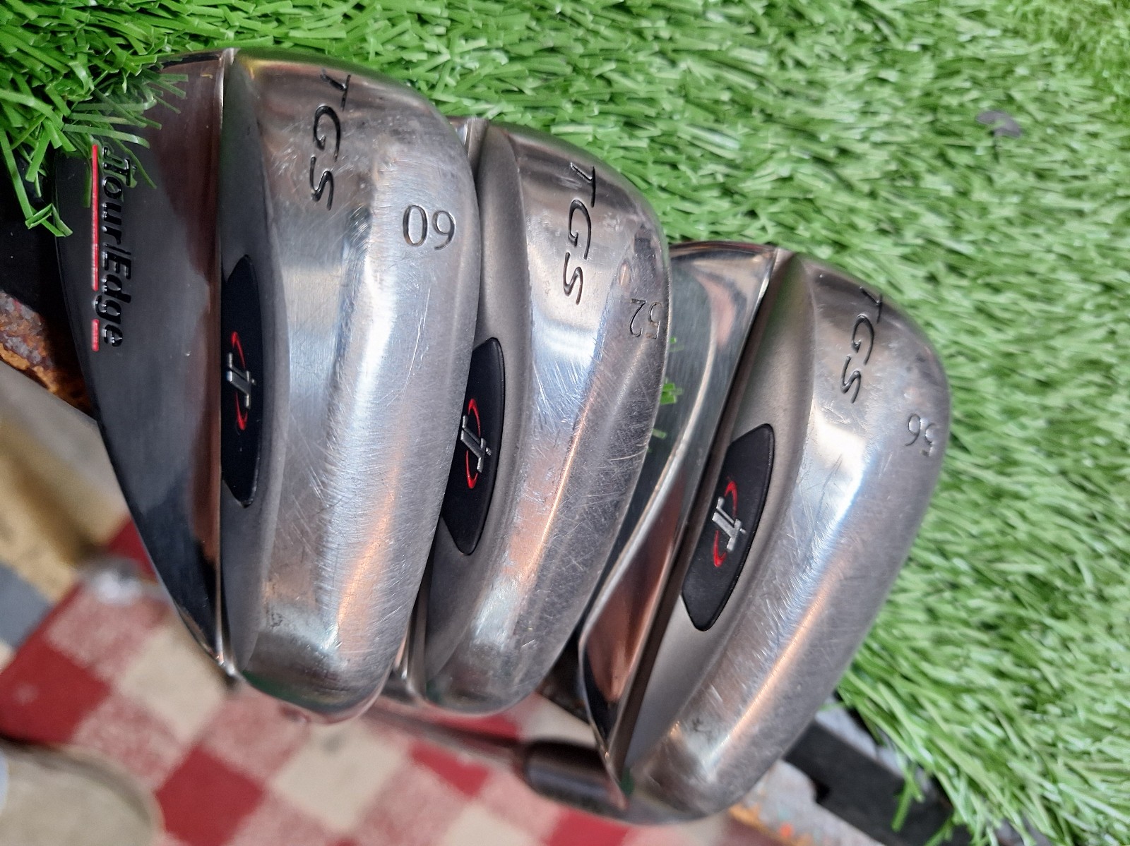 Tour edge wedge golf set. 52,56,60