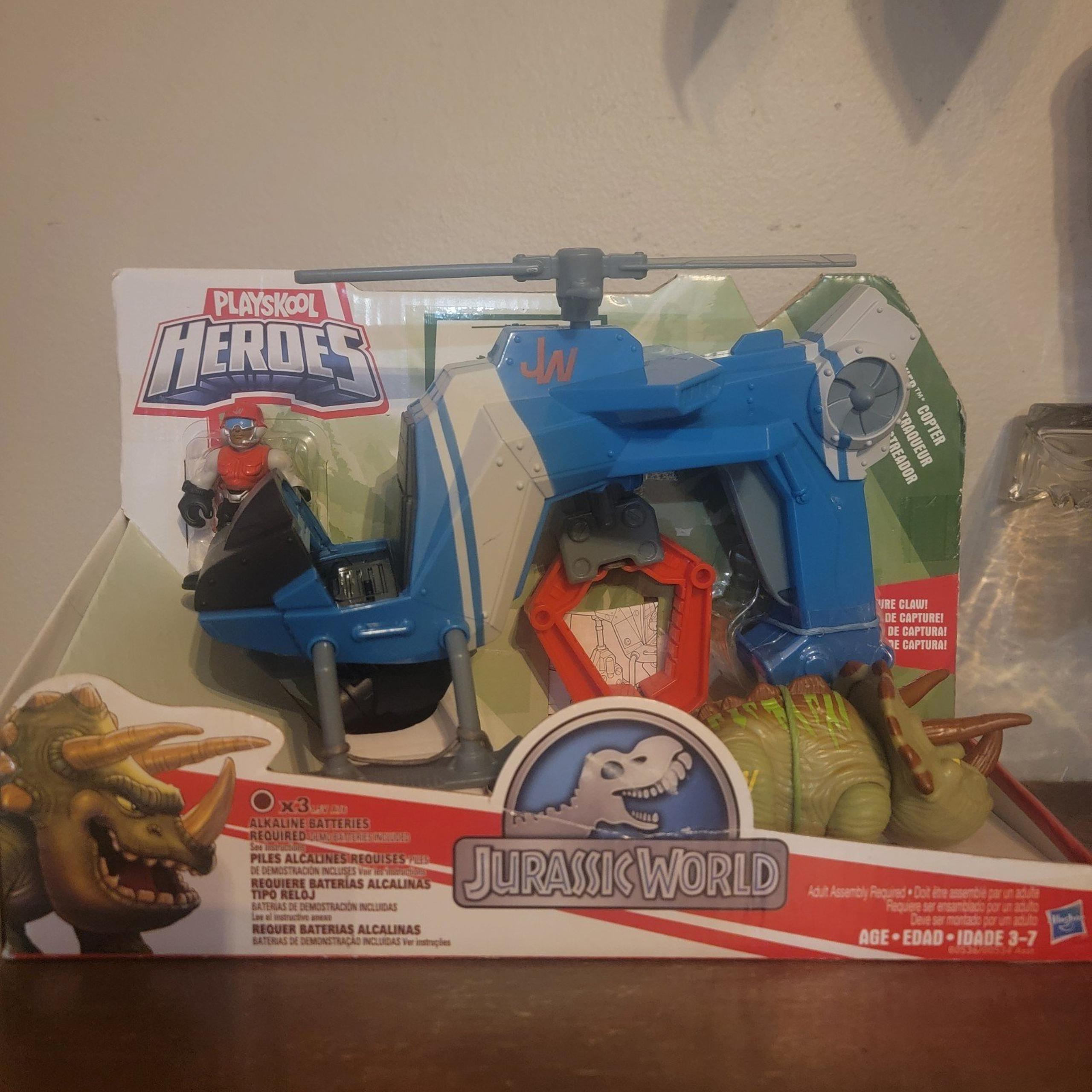 Playskool Heroes Jurassic World Dino Tracker Copter NEW JURASSIC PARK dinosaur