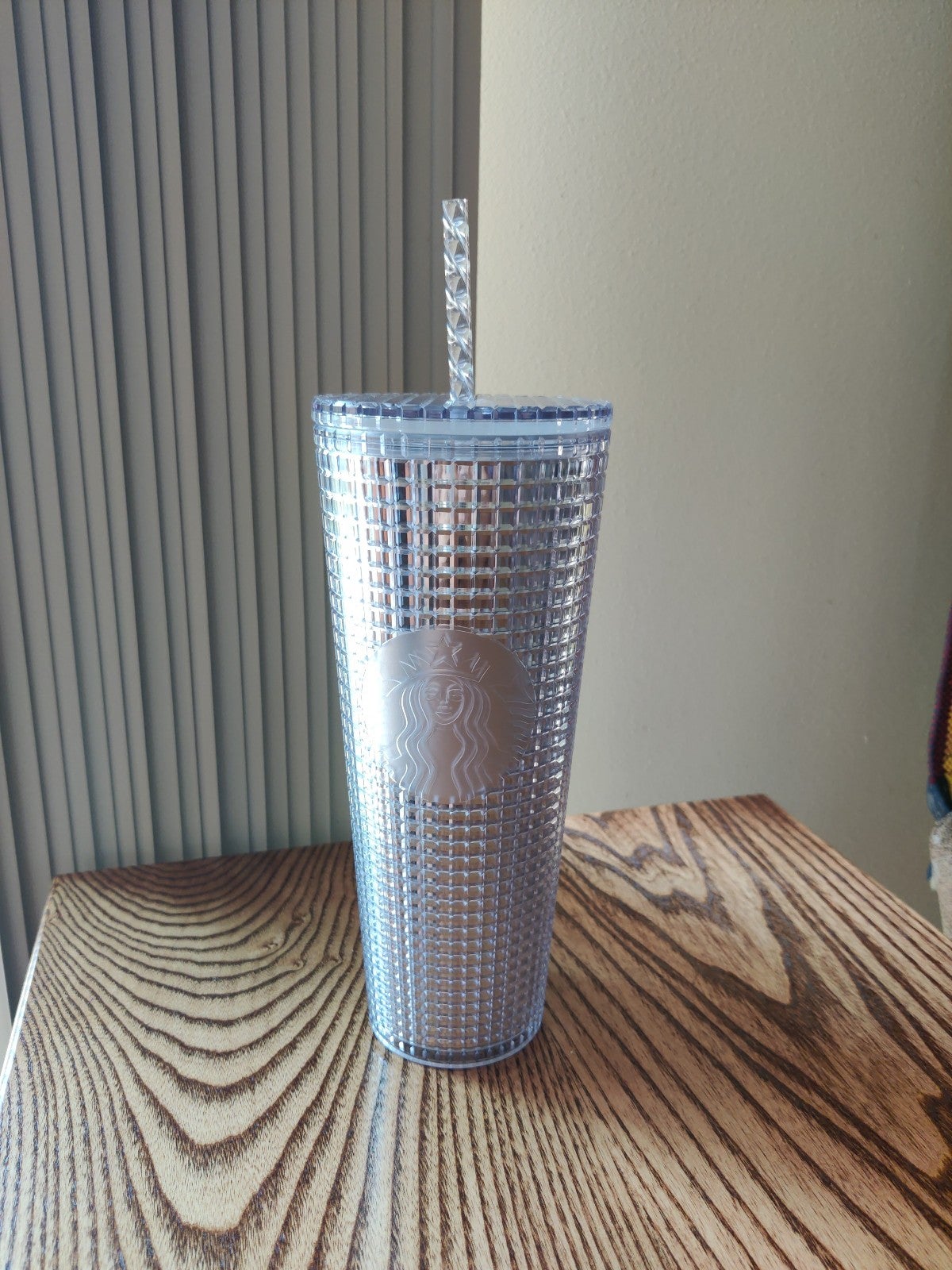 Brand New Starbucks Silver Grid Disco Christmas Holiday 2020 Cold Cup Tumbler 24