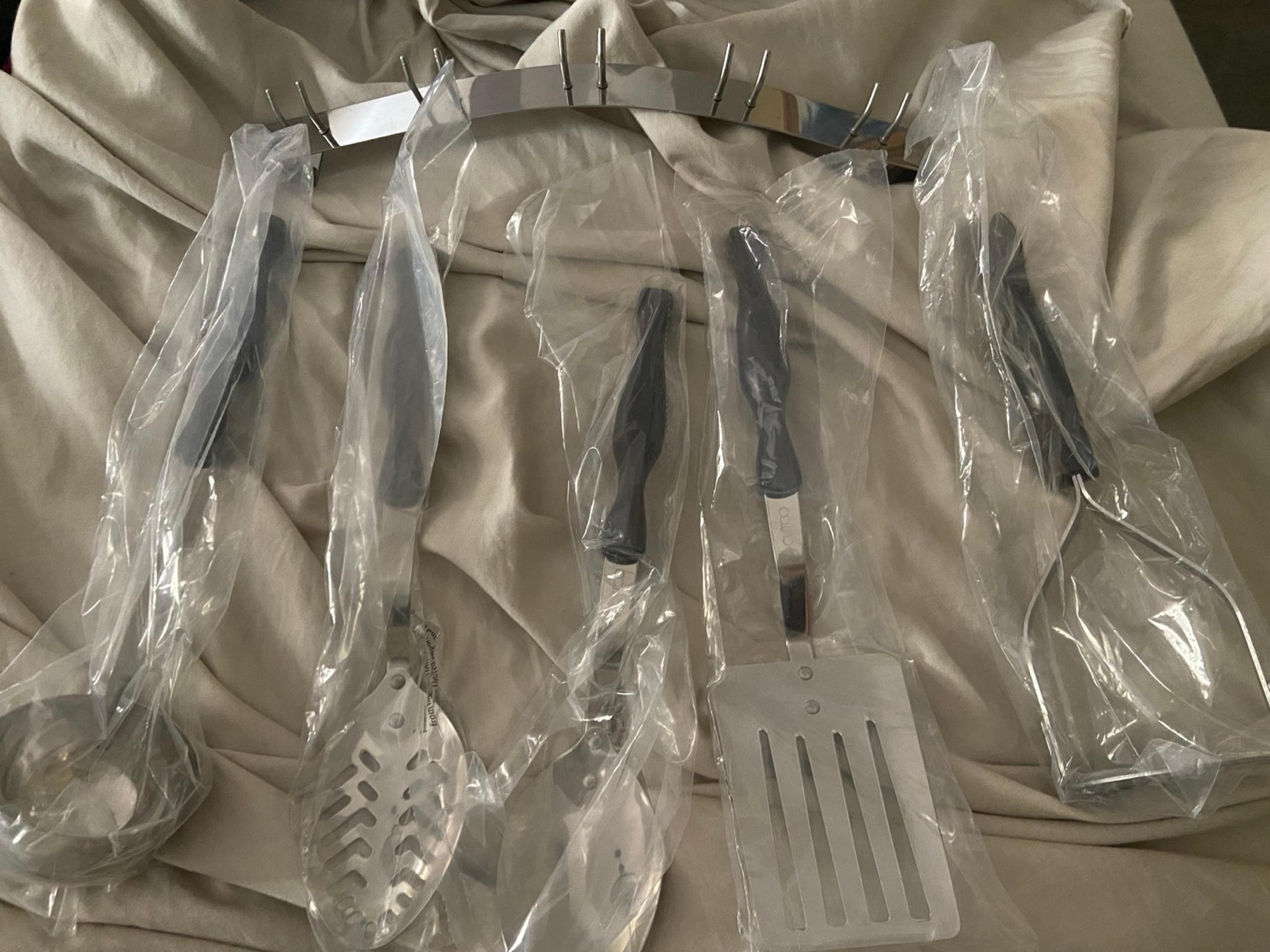 Cutco set of 5 kitchen tools brand new