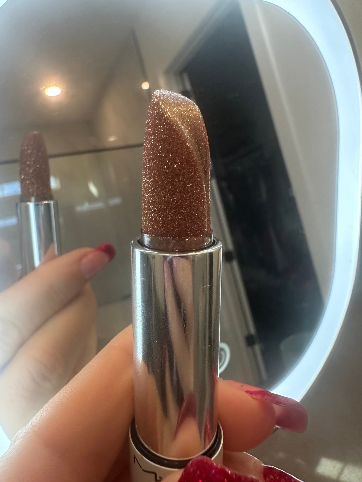MAC Lipstick TASTE FOR BUBBLES! (Sold out)