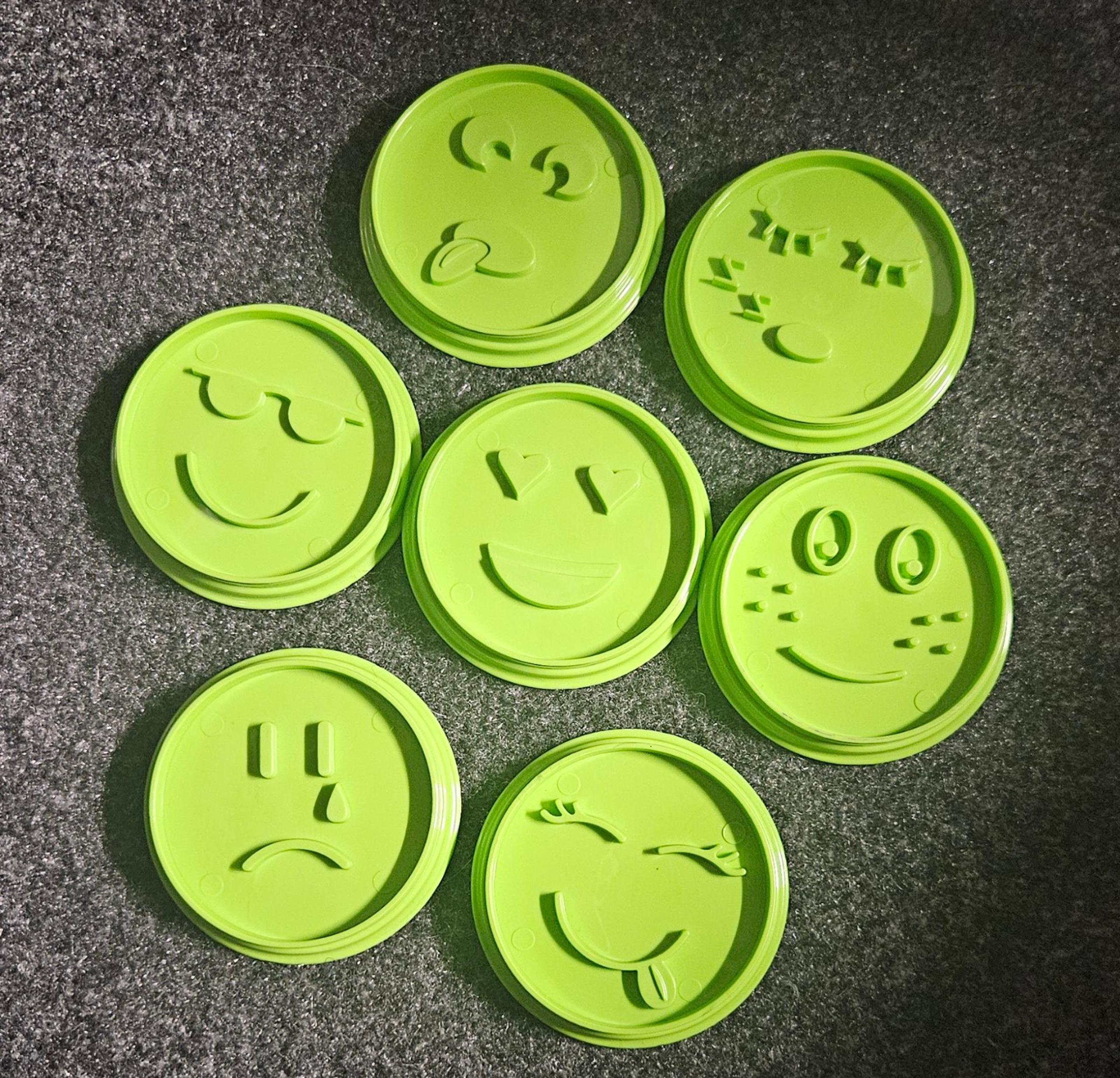 Pampered Chef Emoji Cookie Cutters By Kids For Kids, Lot Of 7 Press/cutters