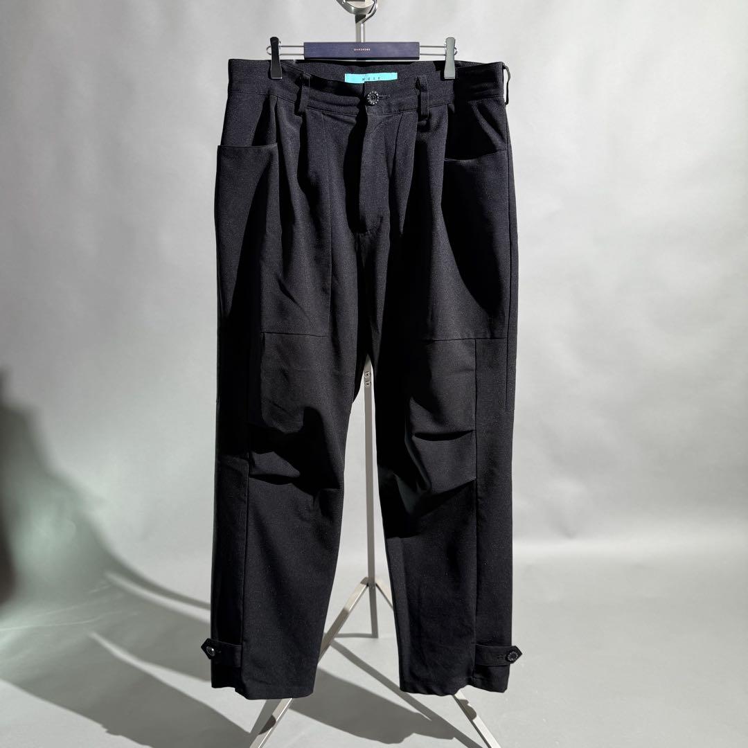 Excellent Condition MUZE PLEATS TROUSERS 2 Black