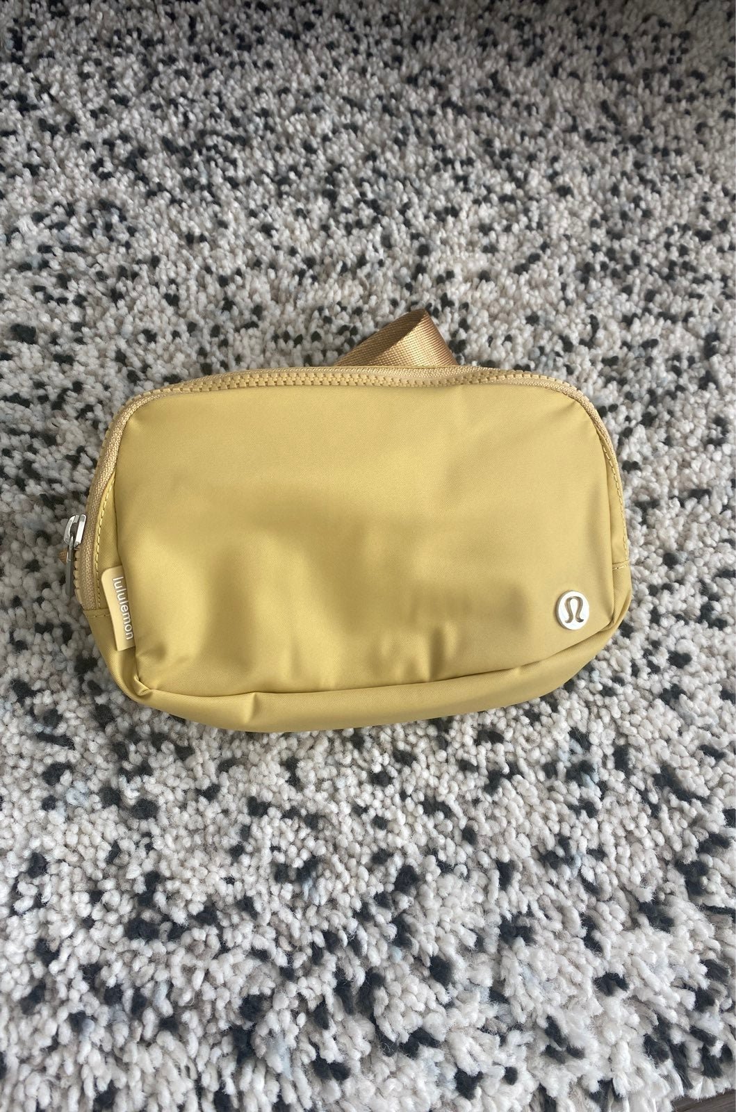NWT lululemon Everything Belt bag golden sand yellow