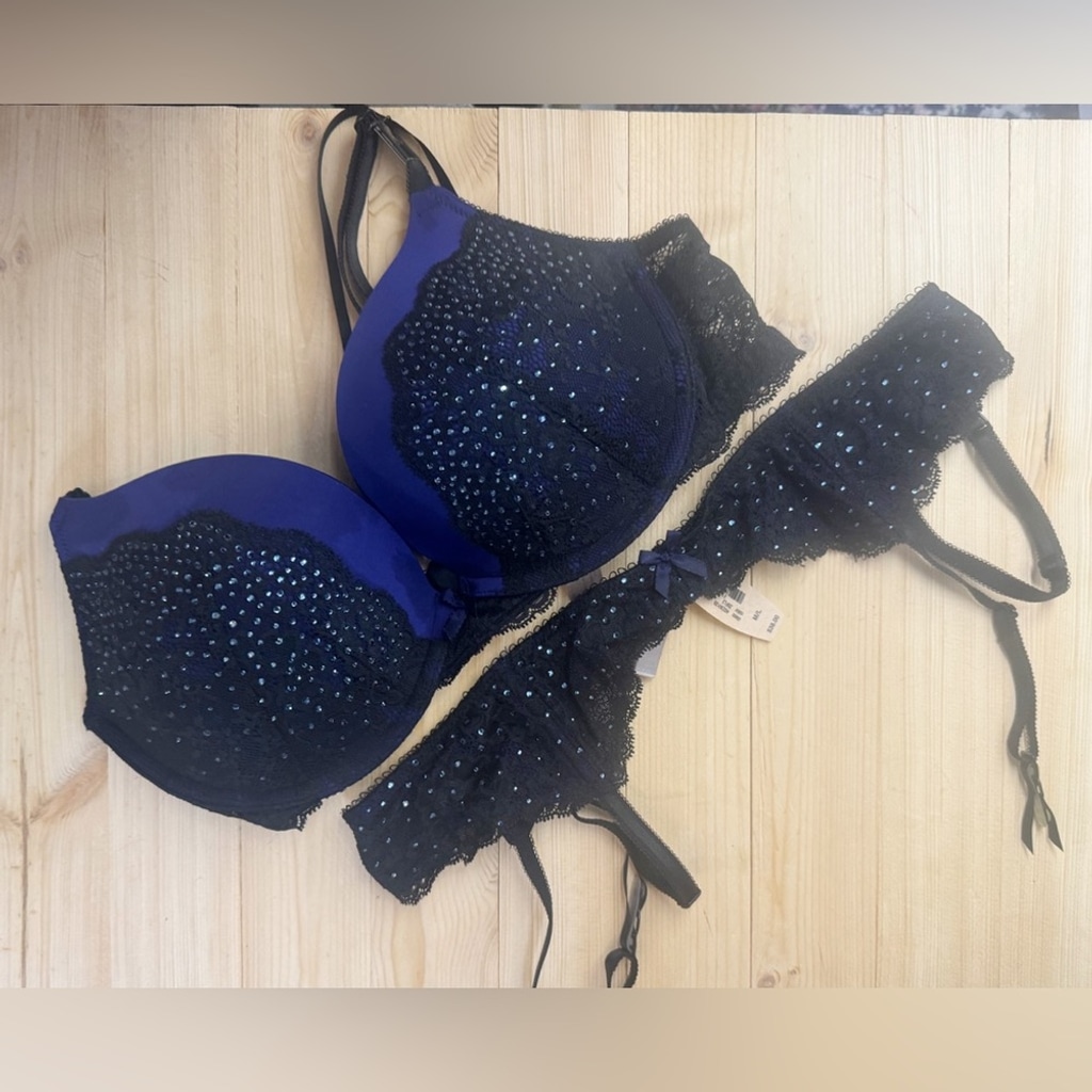 ★SEXY人気★ VS 【Dream Angels】 プッシュアップ ブラ♡ 国内発送☆VS☆可愛い♡プッシュアップブラ&ショーツセット