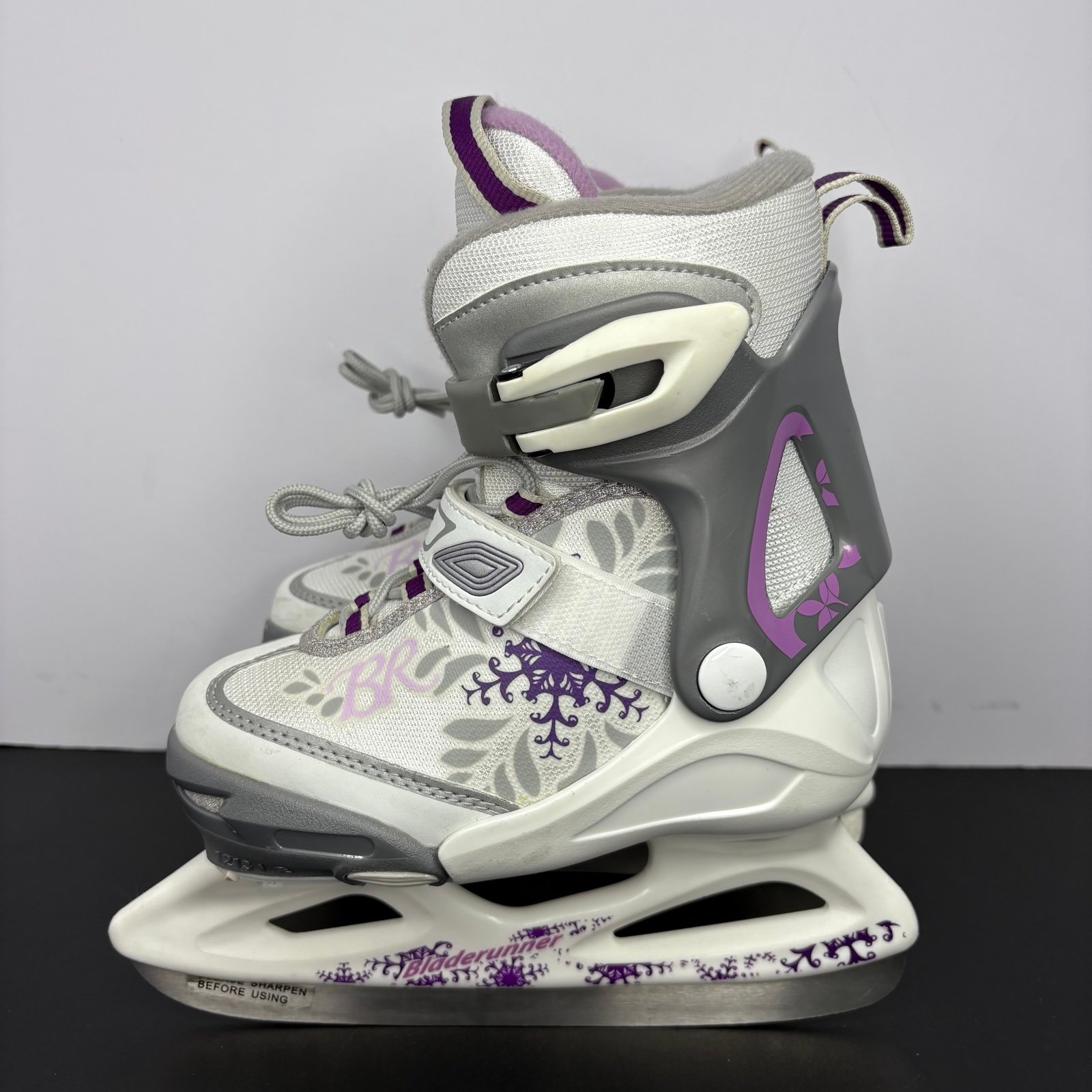 Bladerunner Girls Youth Ice Skates Micro G Size 12J-2 White Purple Pink