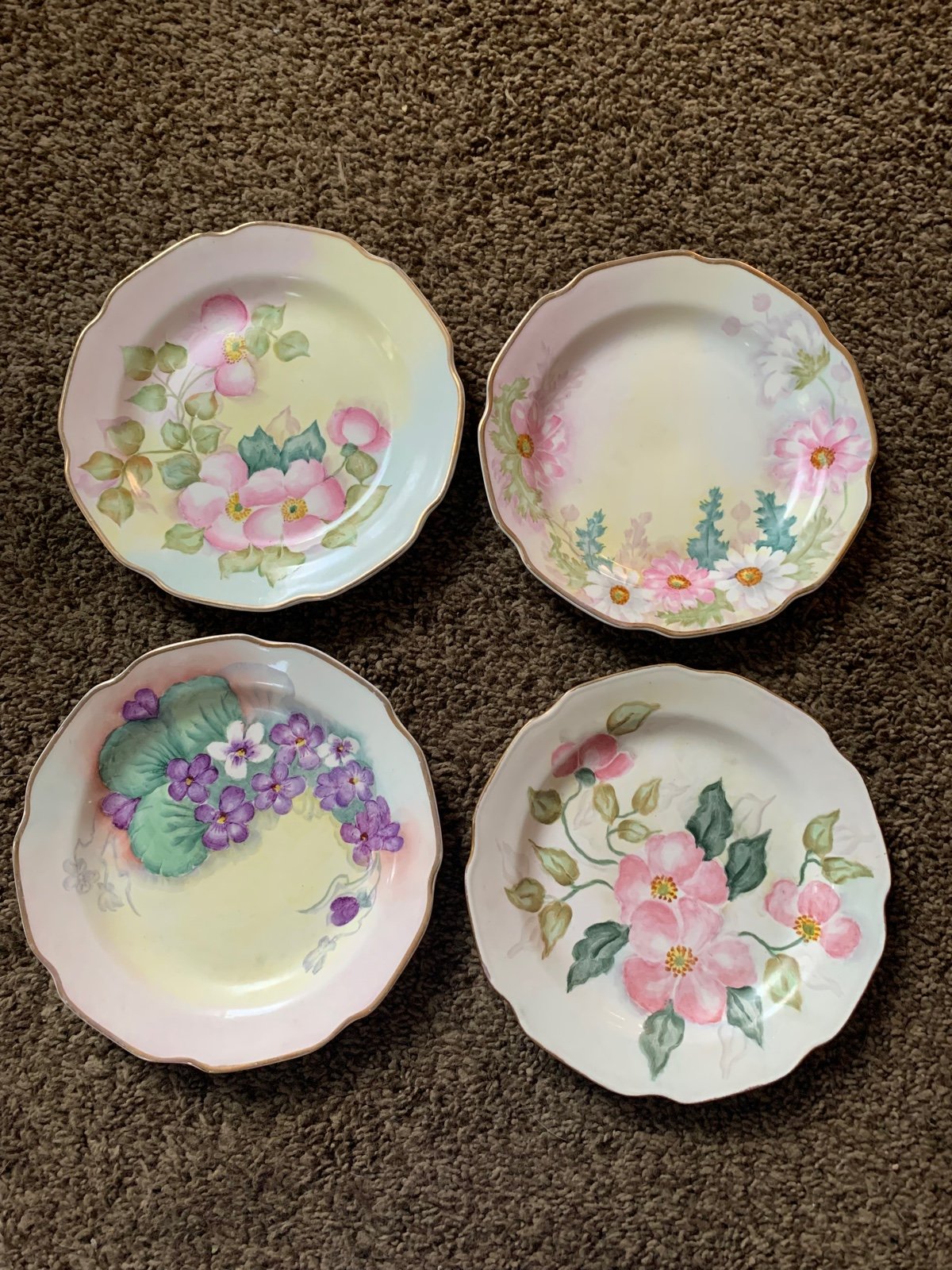 Vintage Scalloped Edge Hand Painted Plates by Clifton Williams (4)