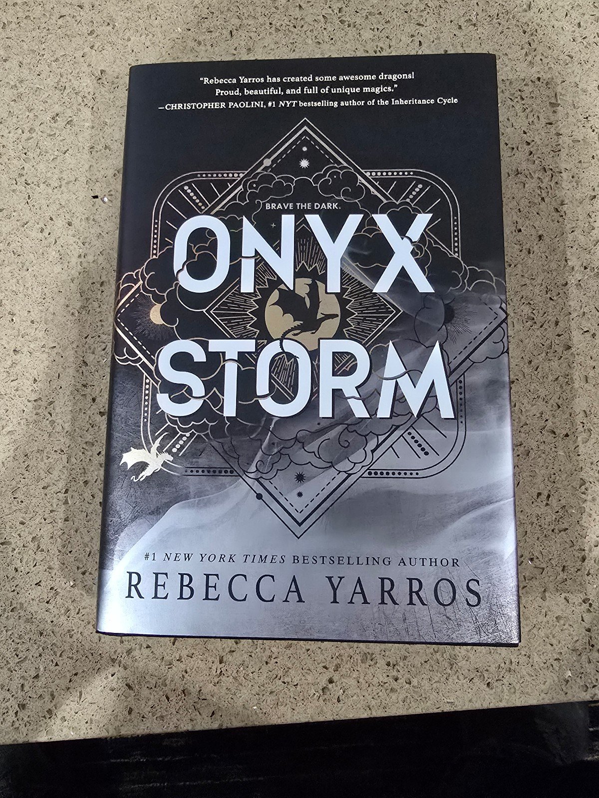 Onyx Storm Deluxe Edition AUTOGRAPHED in hand