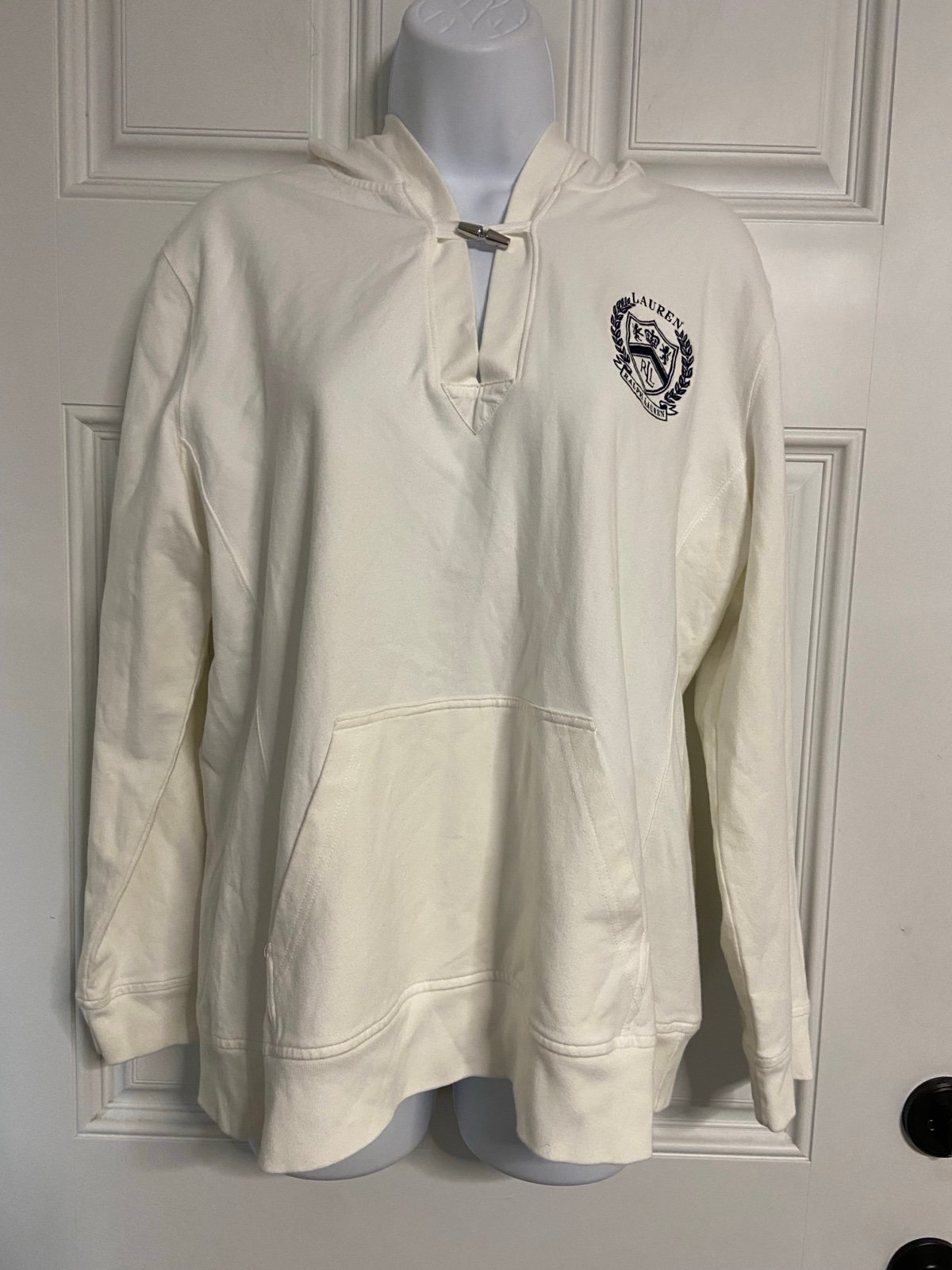 T10- LAUREN RALPH LAUREN Cream Hooded Sweater