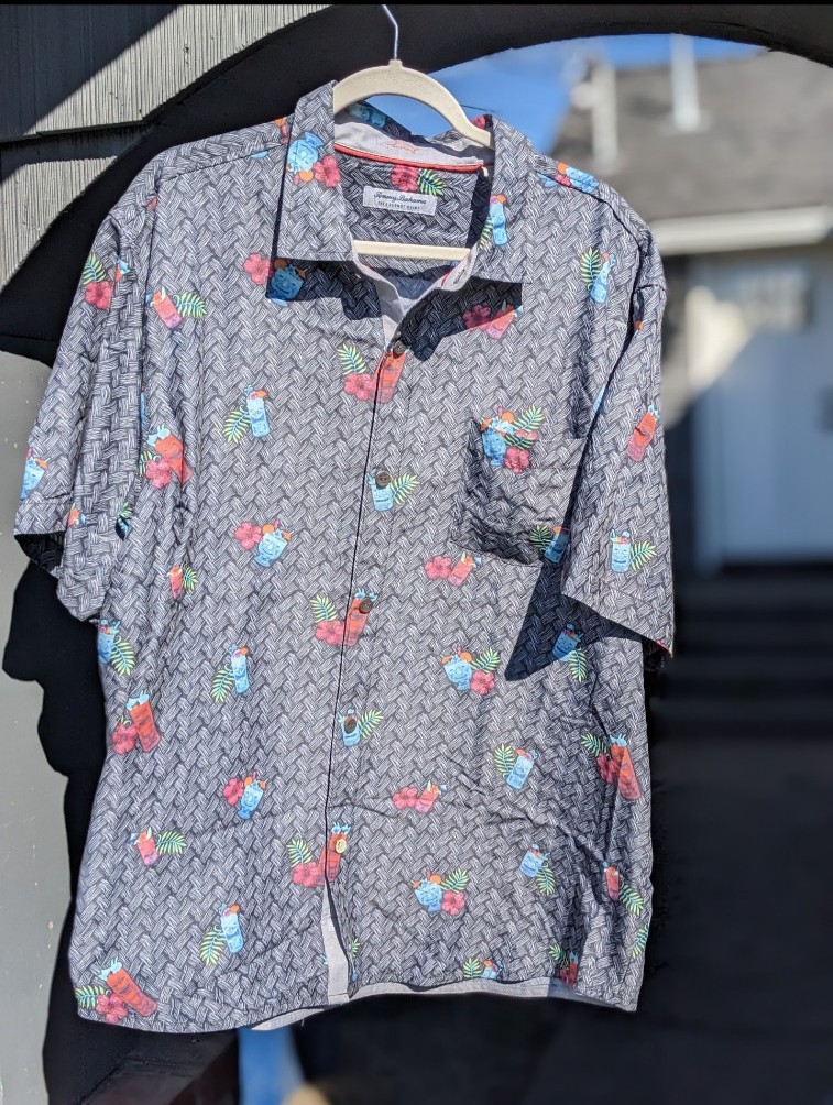 Tommy Bahama Mens XXL Short Sleeve Camp Coconut Point Tiki Cocktails Argent Grey