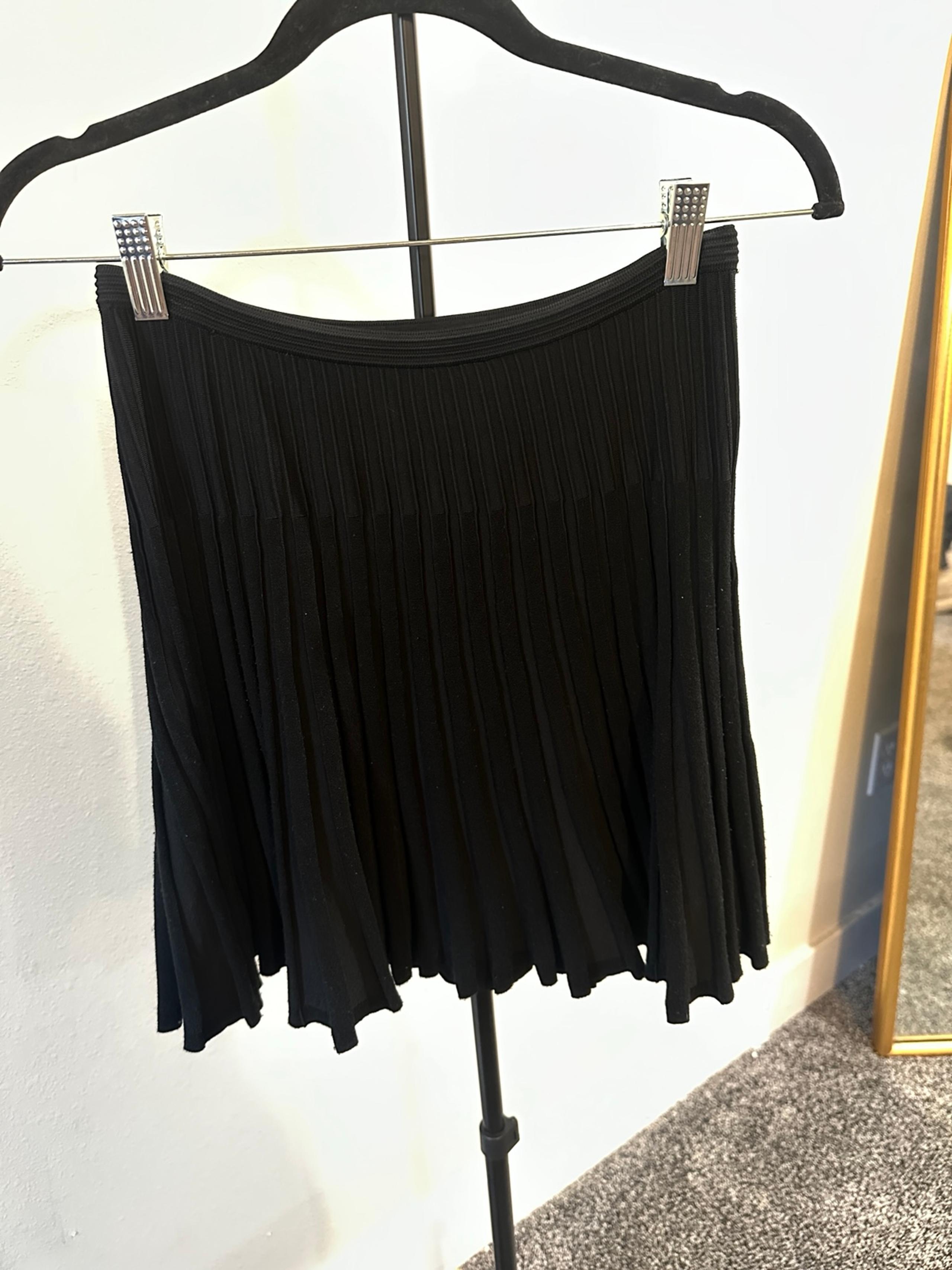Diane Von Frustenberg XS Pleated skirt