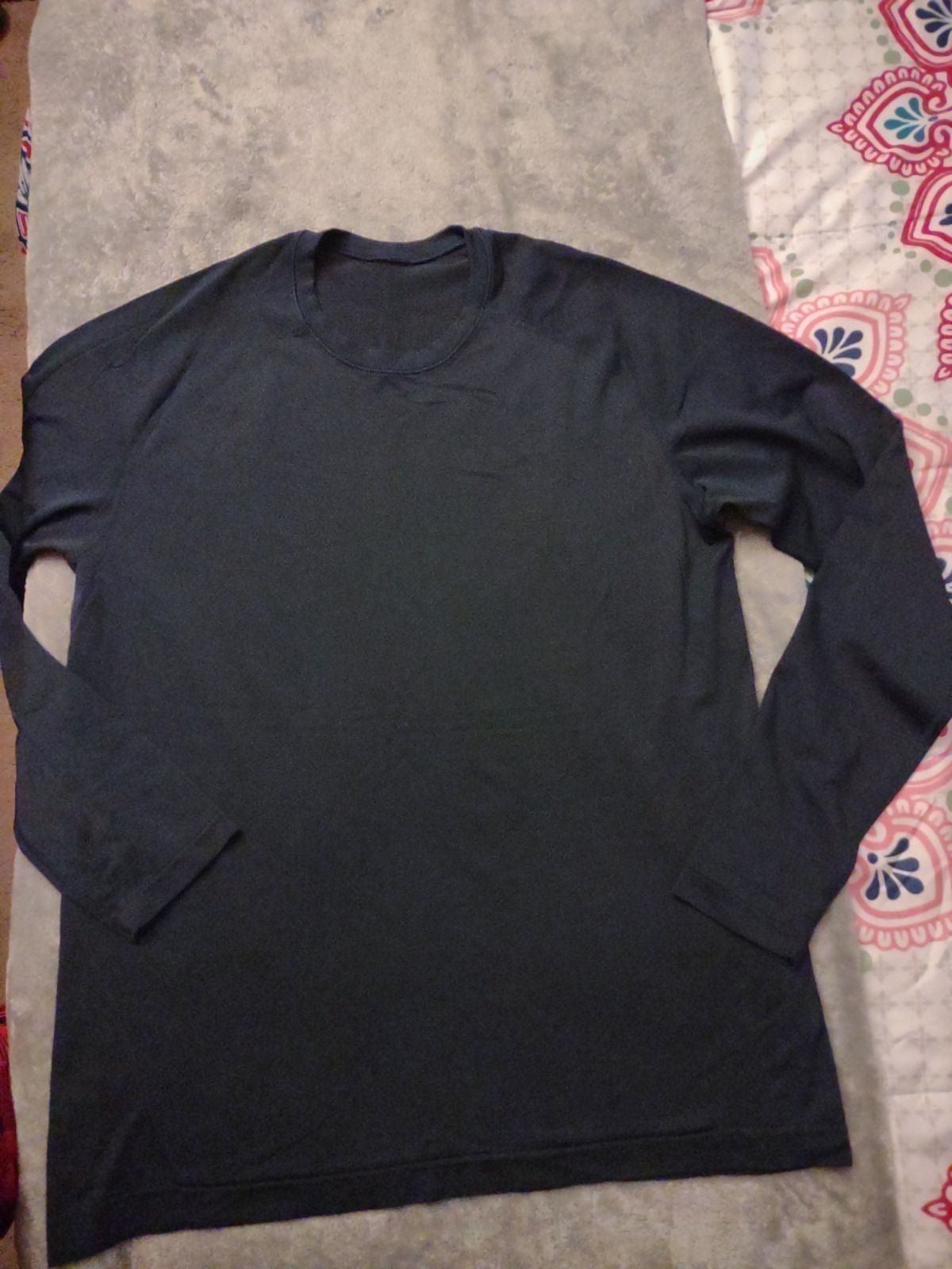 Lululemon Metal Vent Tech Long Sleeve Shirt Large