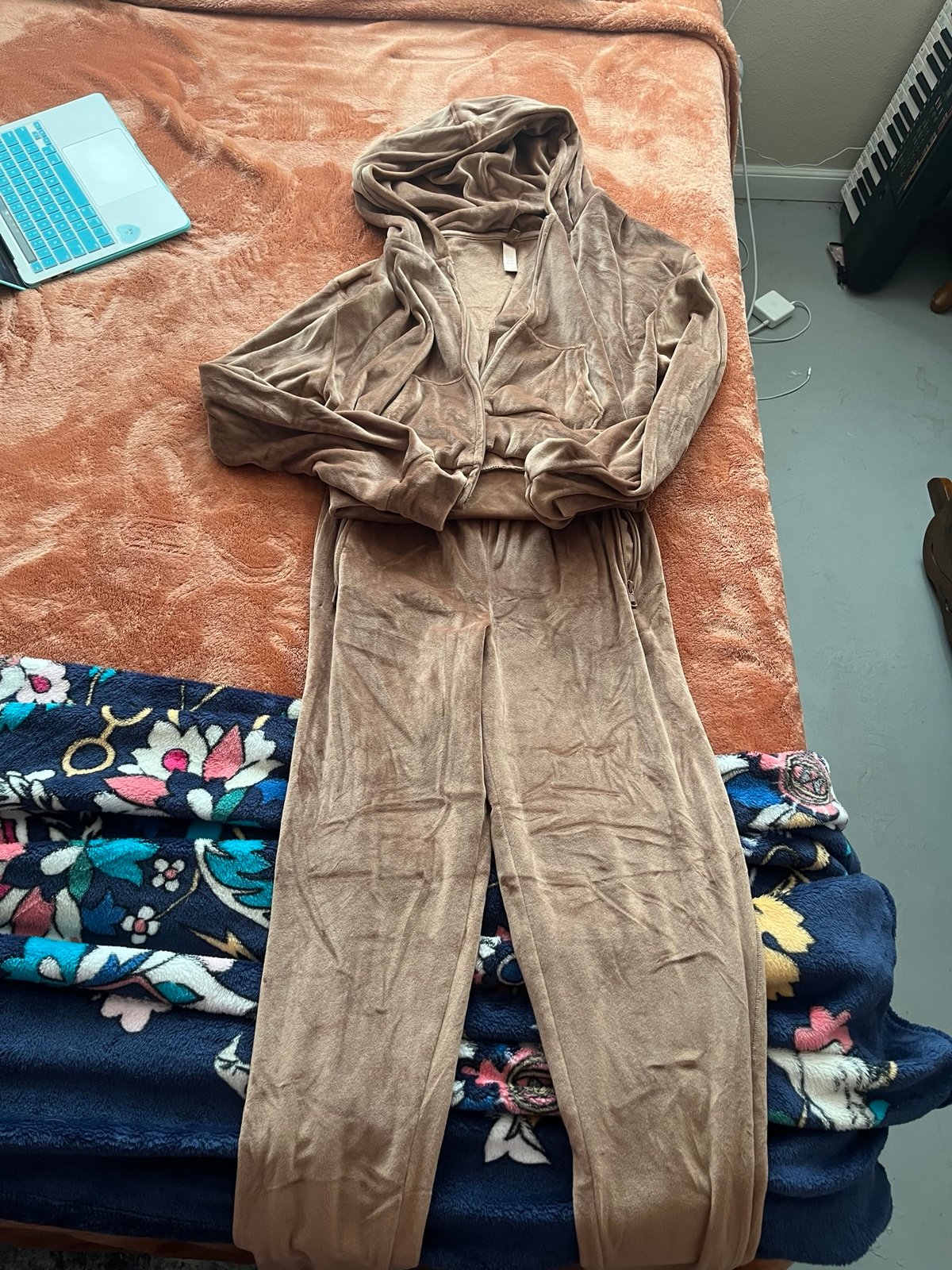 Skims velour track suit