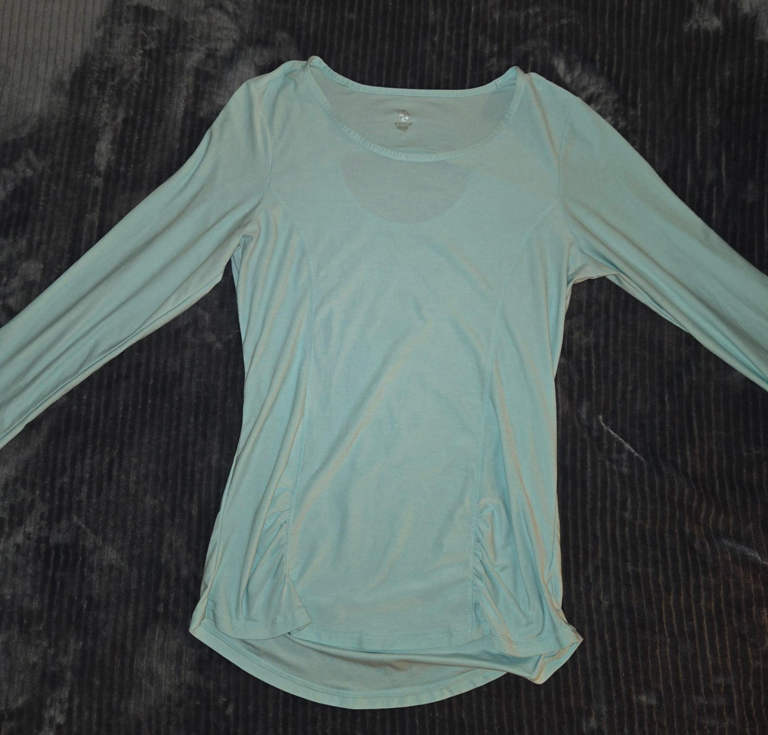 GAIAM Workout Top