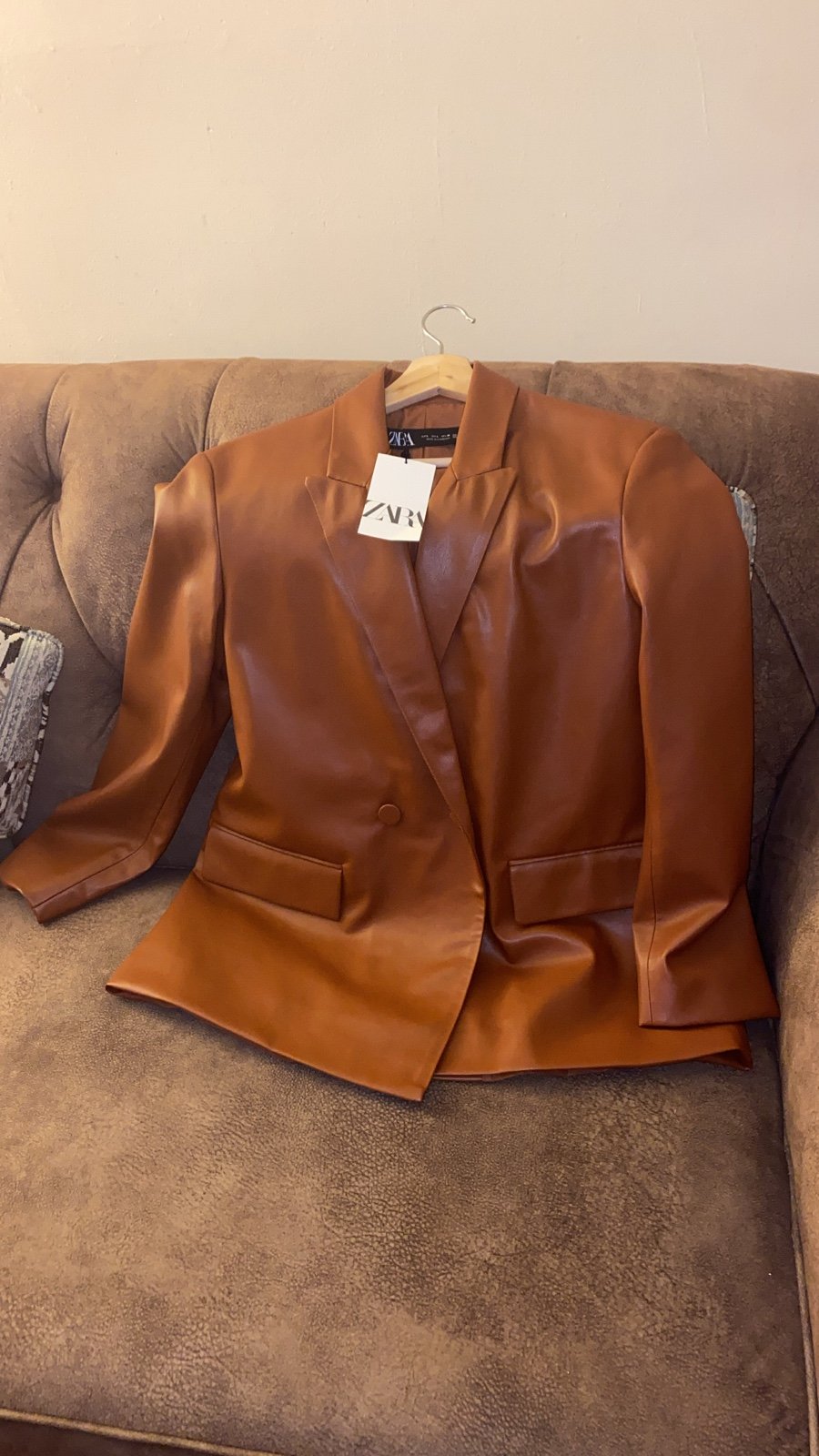Zara FAUX LEATHER OVERSIZED BLAZER size large new with tag