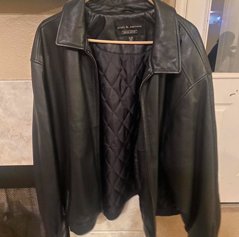 men’s leather jacket. leather bomber jacket