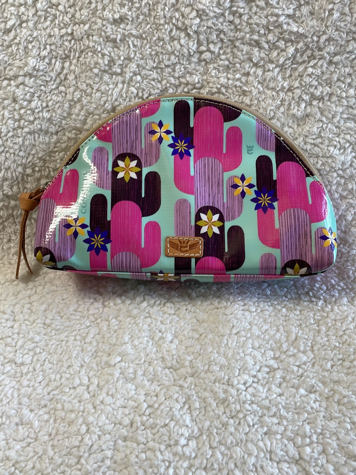 Consuela Buffy Large Cosmetic offers Bag- Retired Print