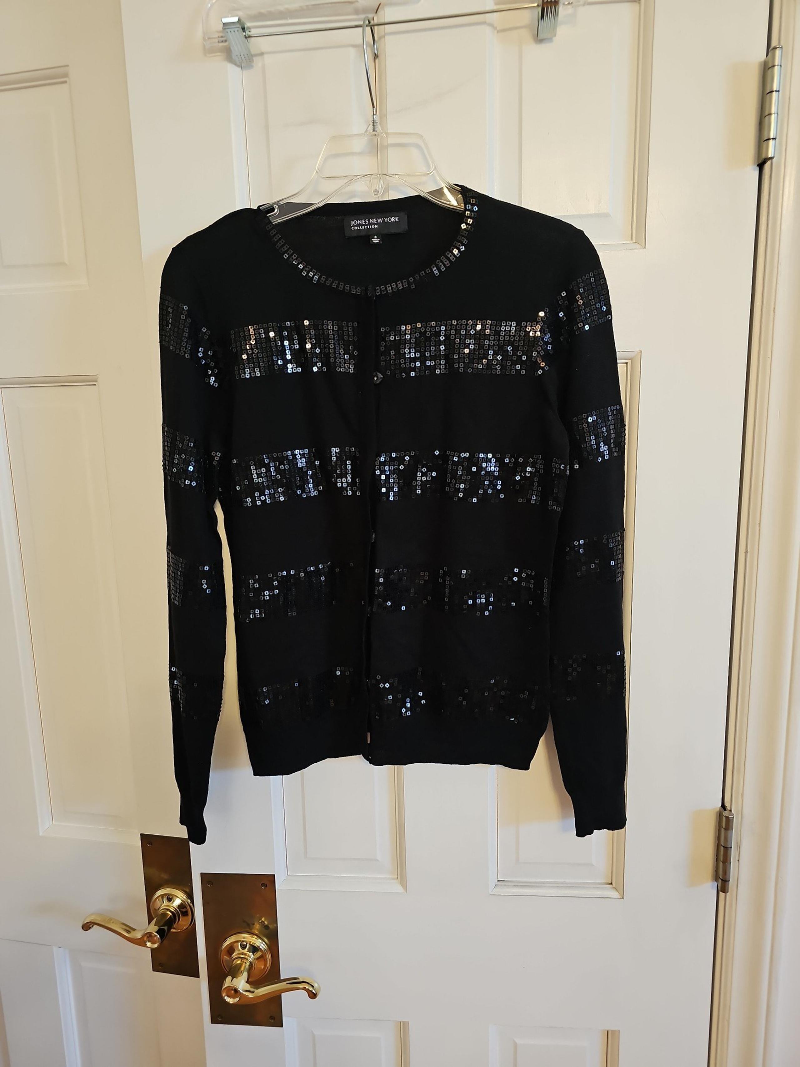 Super cute cardigan by jones new york.